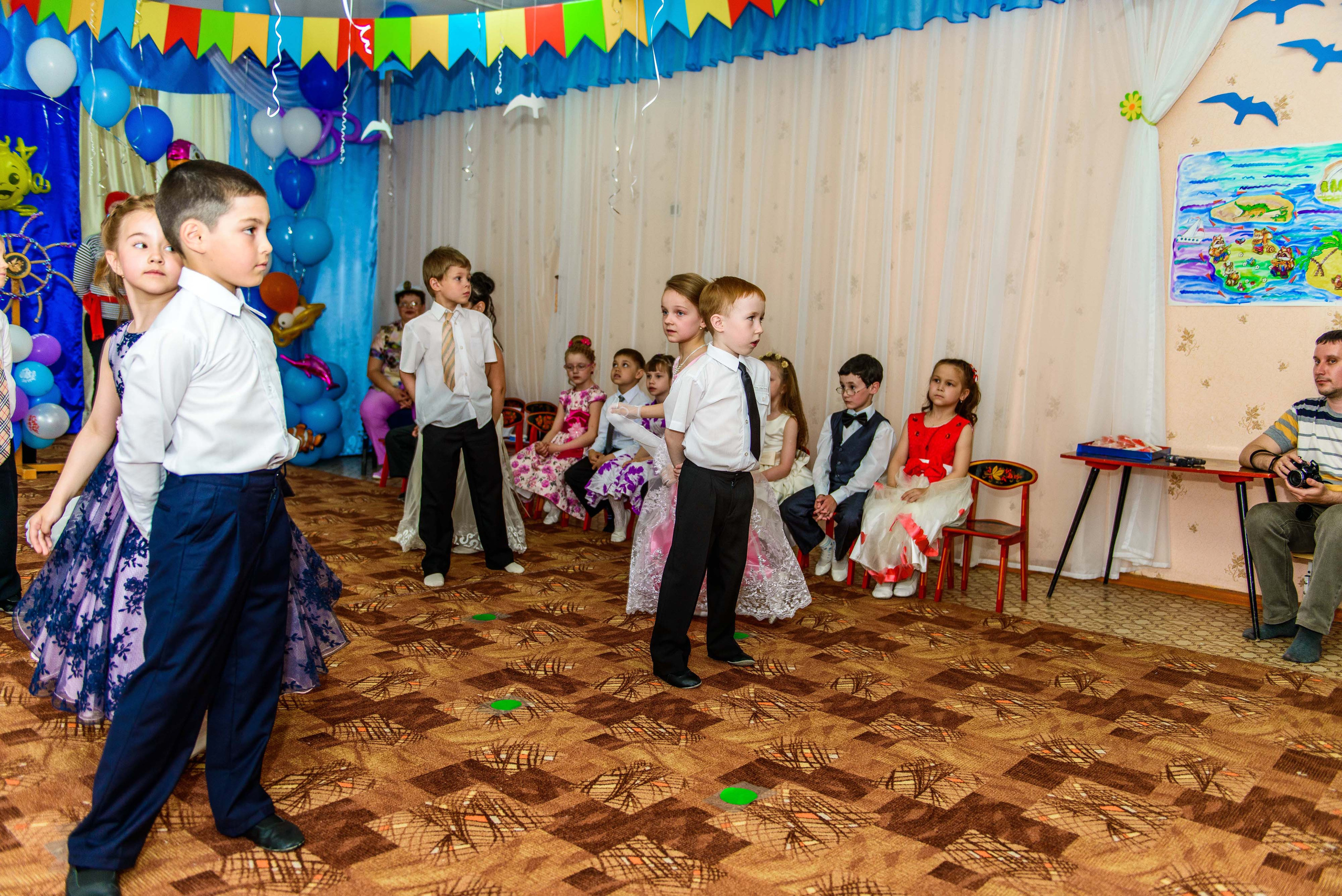 Выпускной, д. с. № 391 28.05.2015, Екатеринбург. Свадебный фотограф на Урале Виктор Соколов