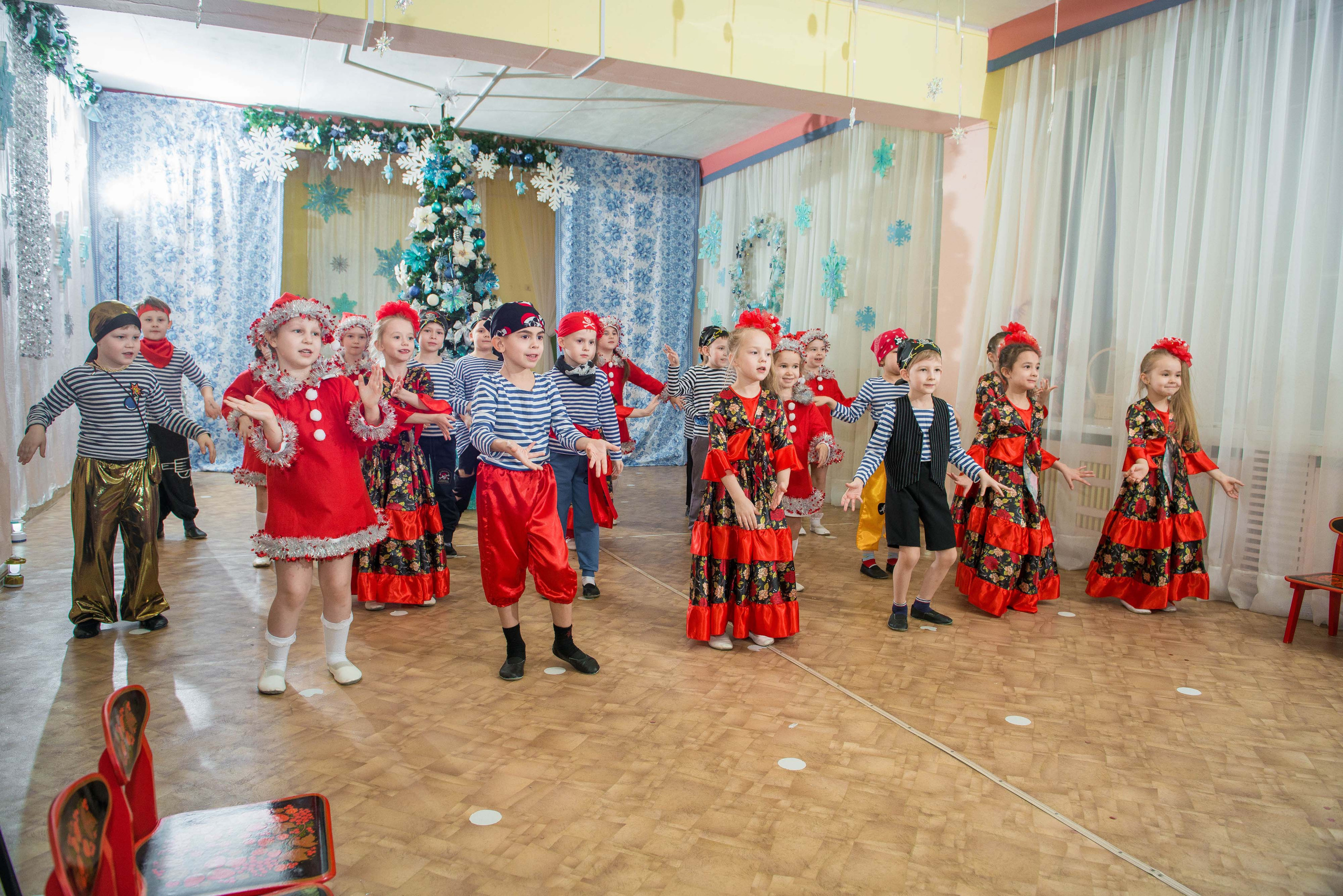 25.12.2019 д. с. № 5, Екатеринбург. Свадебный фотограф на Урале Виктор Соколов