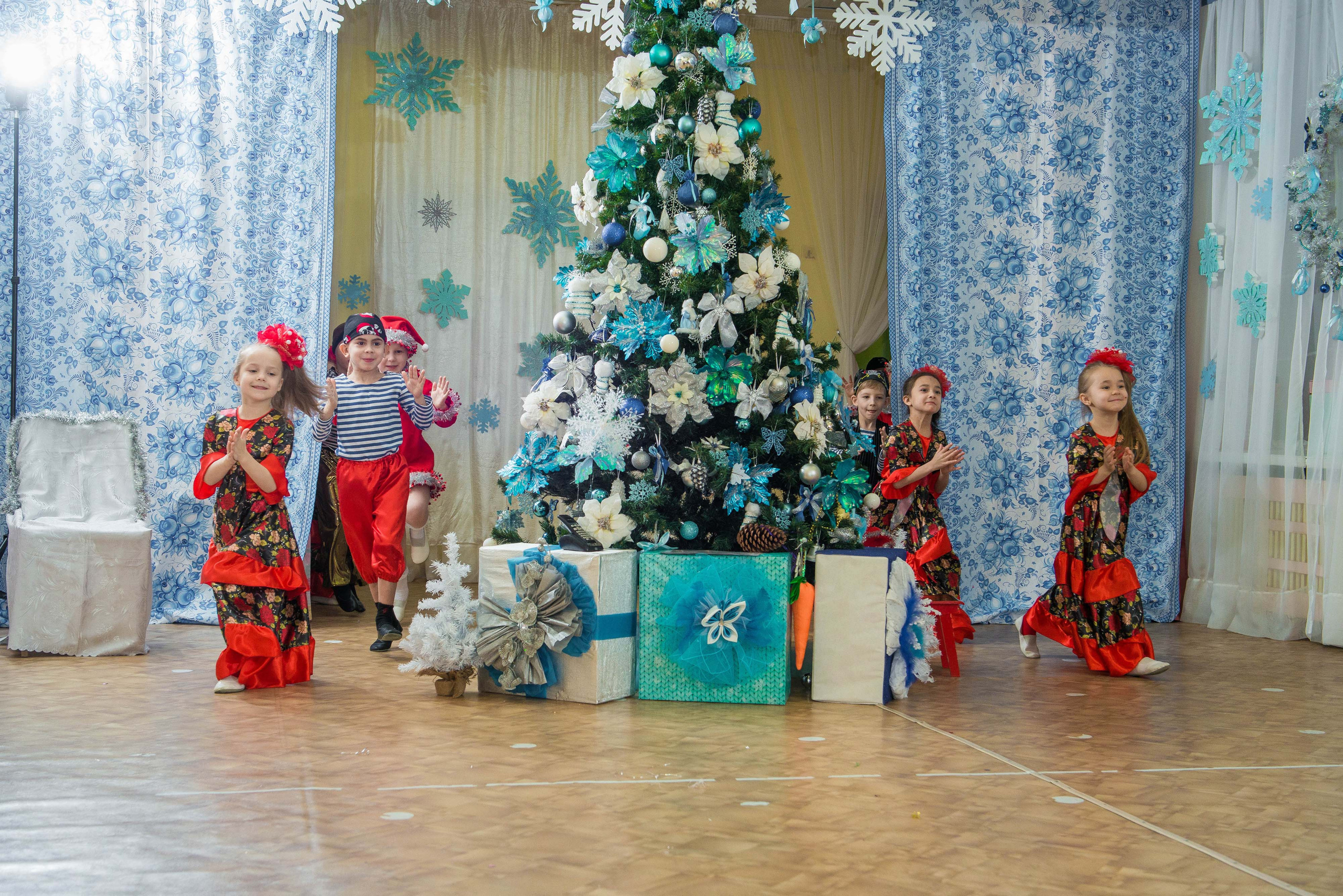 25.12.2019 д. с. № 5, Екатеринбург. Свадебный фотограф на Урале Виктор Соколов