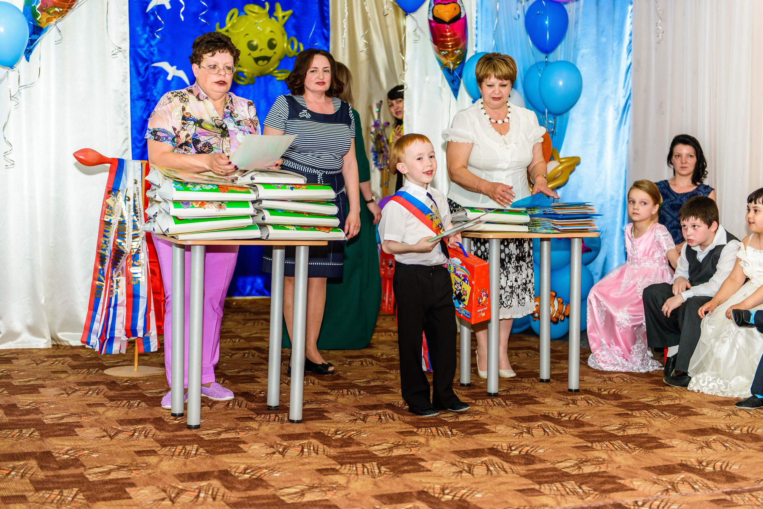 Выпускной, д. с. № 391 28.05.2015, Екатеринбург. Свадебный фотограф на Урале Виктор Соколов