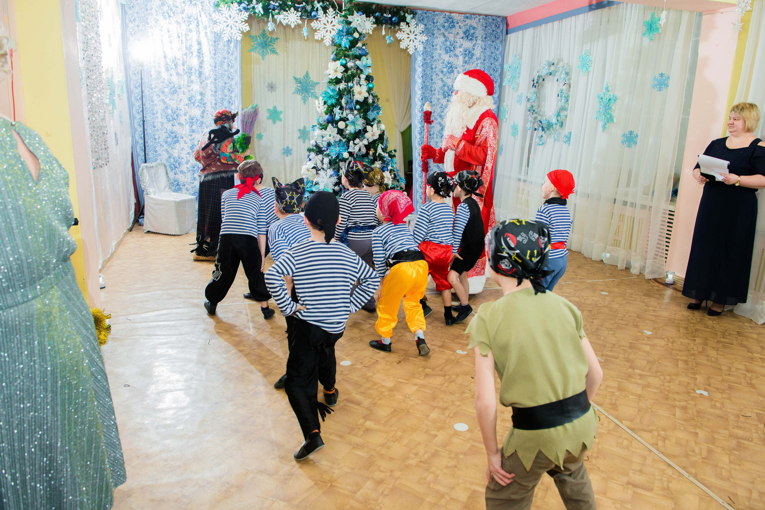 25.12.2019 д. с. № 5, Екатеринбург. Свадебный фотограф на Урале Виктор Соколов