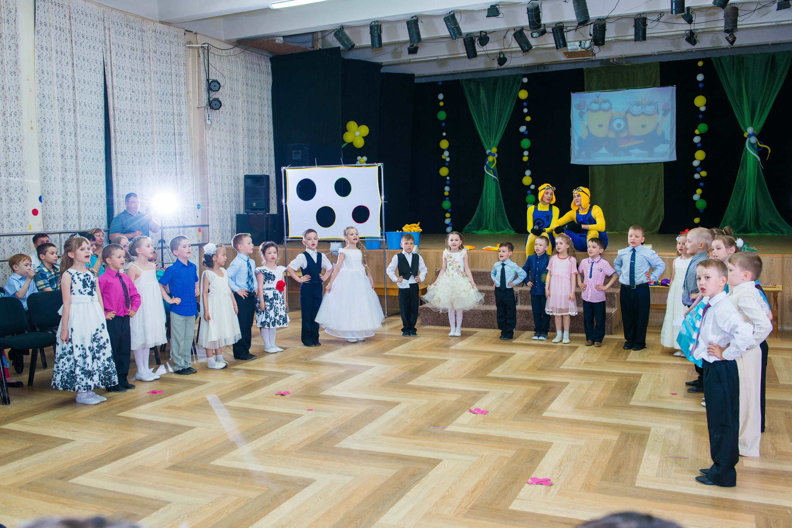 Выпускной, д. с. № 391 29.05.2016, Екатеринбург. Свадебный фотограф на Урале Виктор Соколов