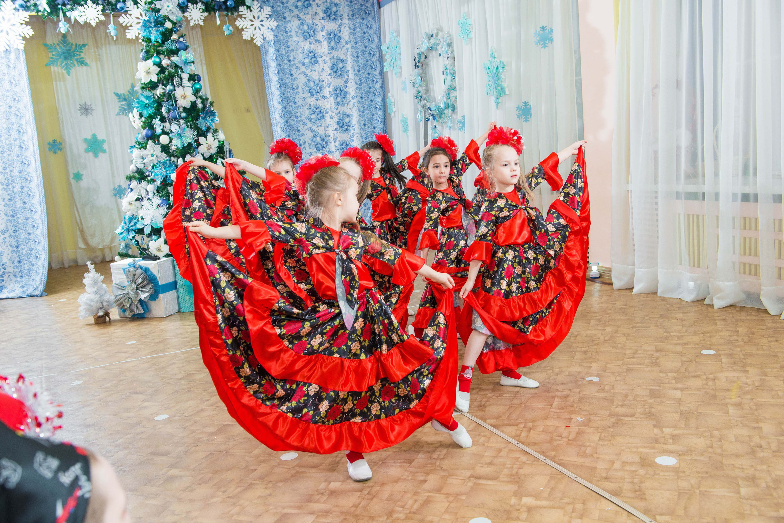 25.12.2019 д. с. № 5, Екатеринбург. Свадебный фотограф на Урале Виктор Соколов