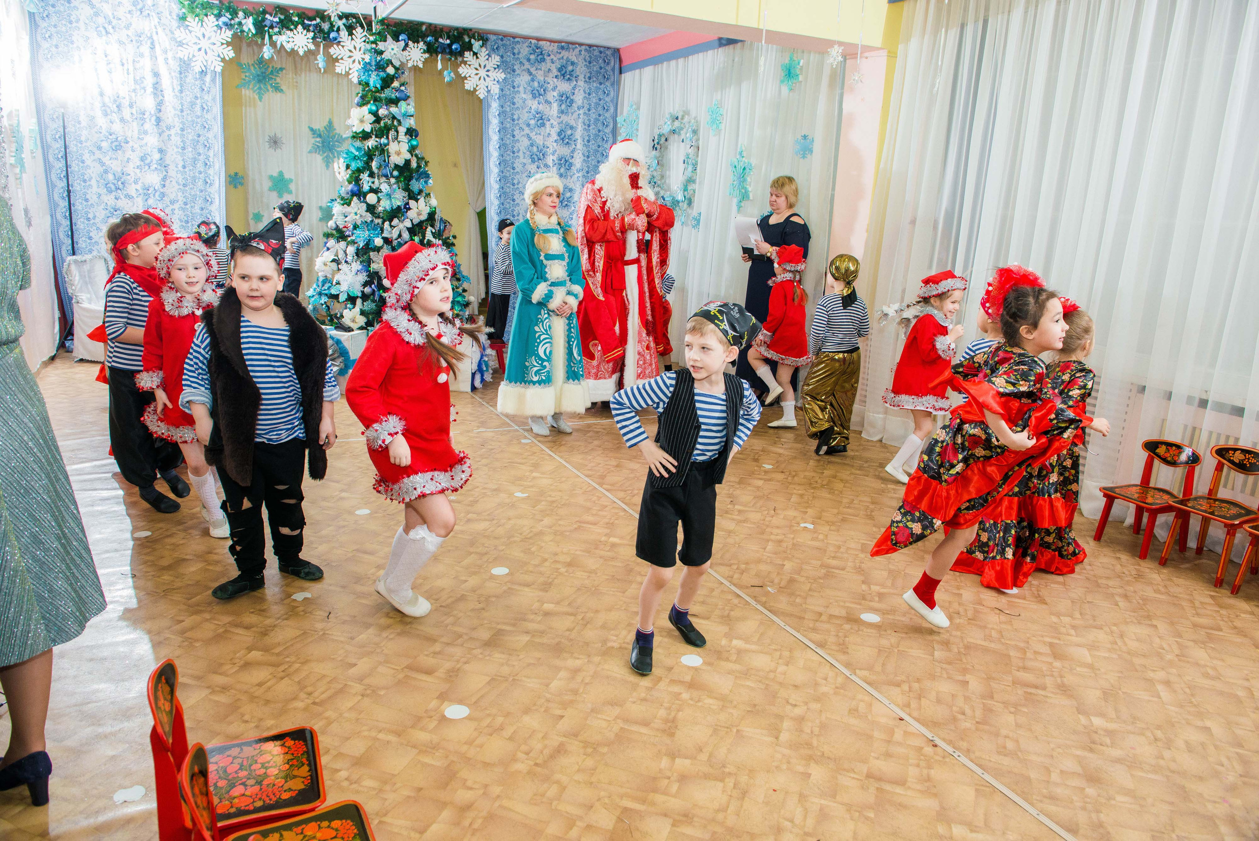 25.12.2019 д. с. № 5, Екатеринбург. Свадебный фотограф на Урале Виктор Соколов