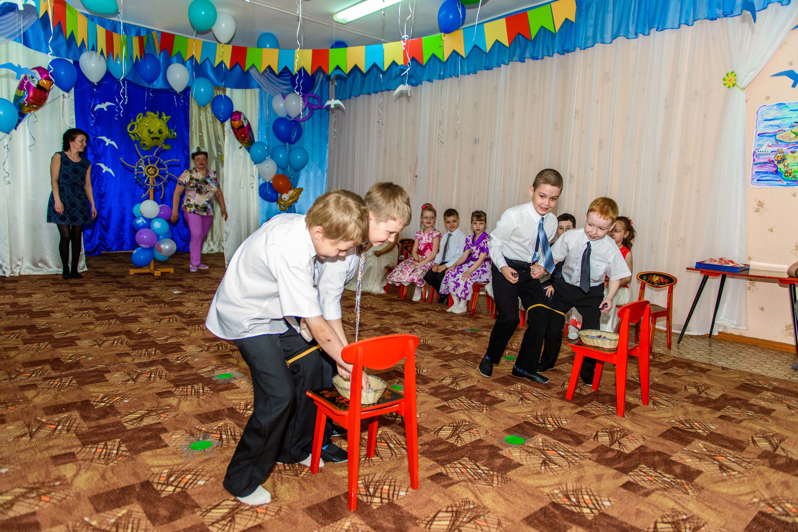 Выпускной, д. с. № 391 28.05.2015, Екатеринбург. Свадебный фотограф на Урале Виктор Соколов