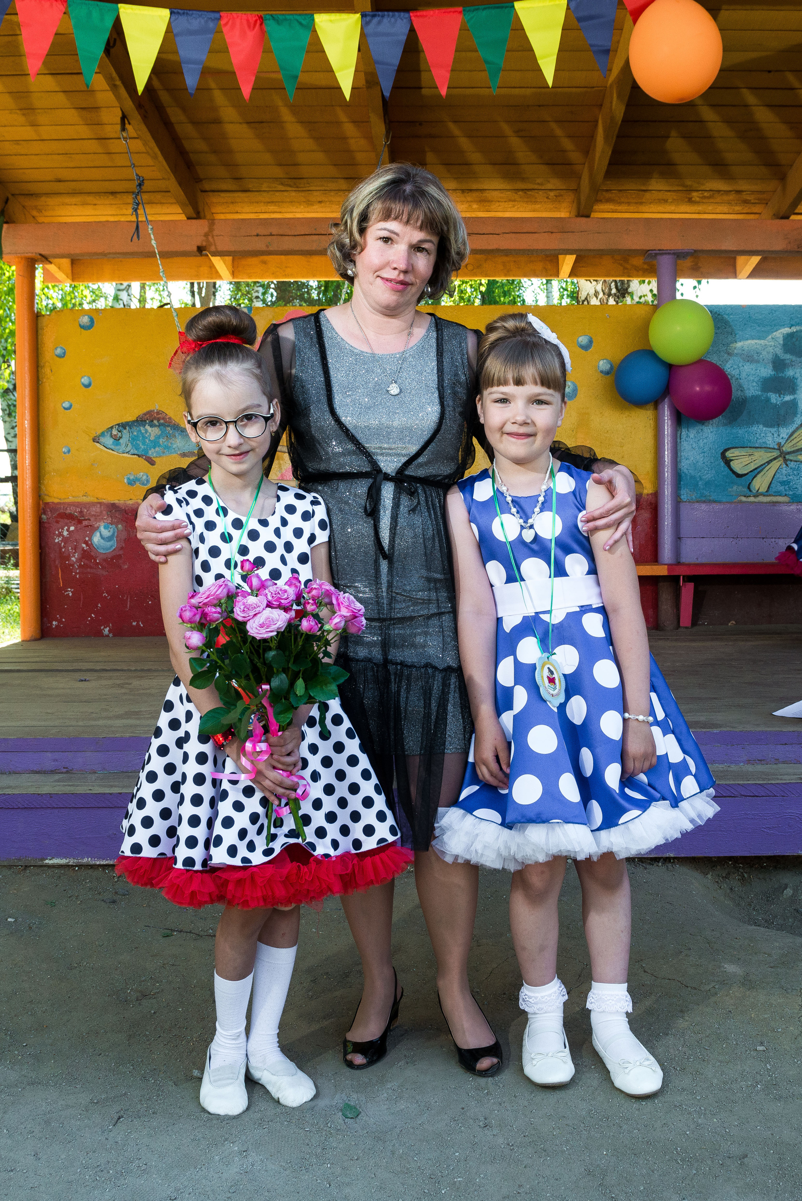 Выпускной 21.05.2021 д. с. № 518, пос. Садовый. Свадебный фотограф на Урале Виктор Соколов