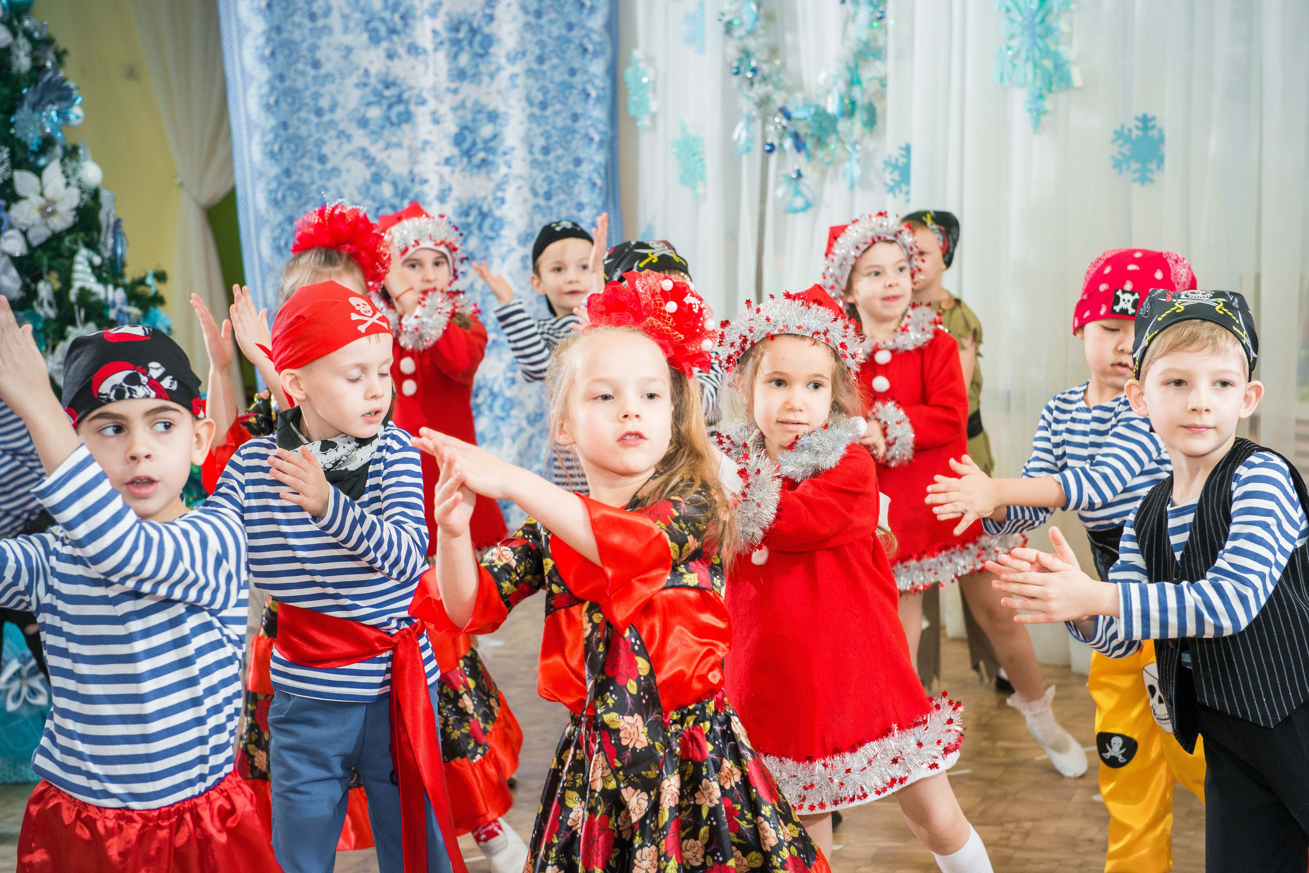 25.12.2019 д. с. № 5, Екатеринбург. Свадебный фотограф на Урале Виктор Соколов