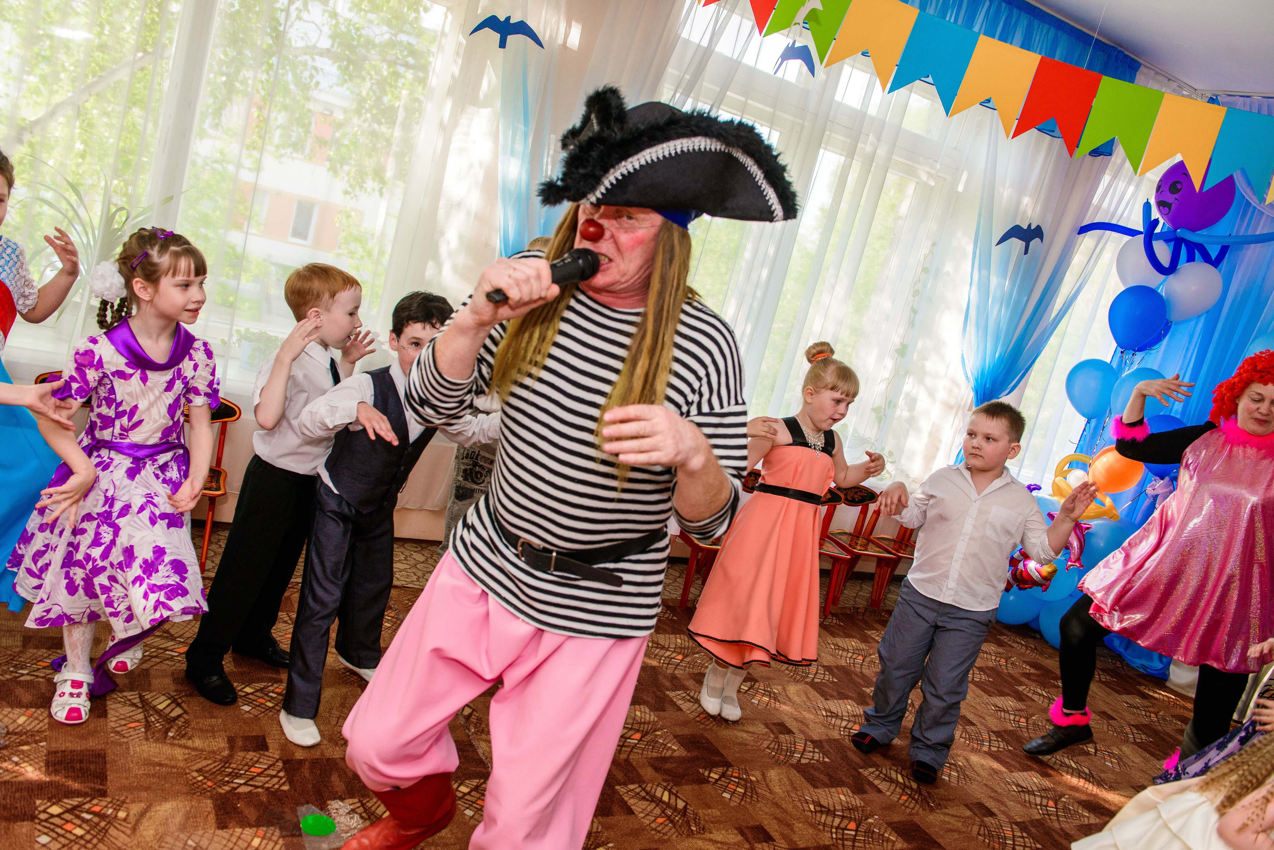 Выпускной, д. с. № 391 28.05.2015, Екатеринбург. Свадебный фотограф на Урале Виктор Соколов