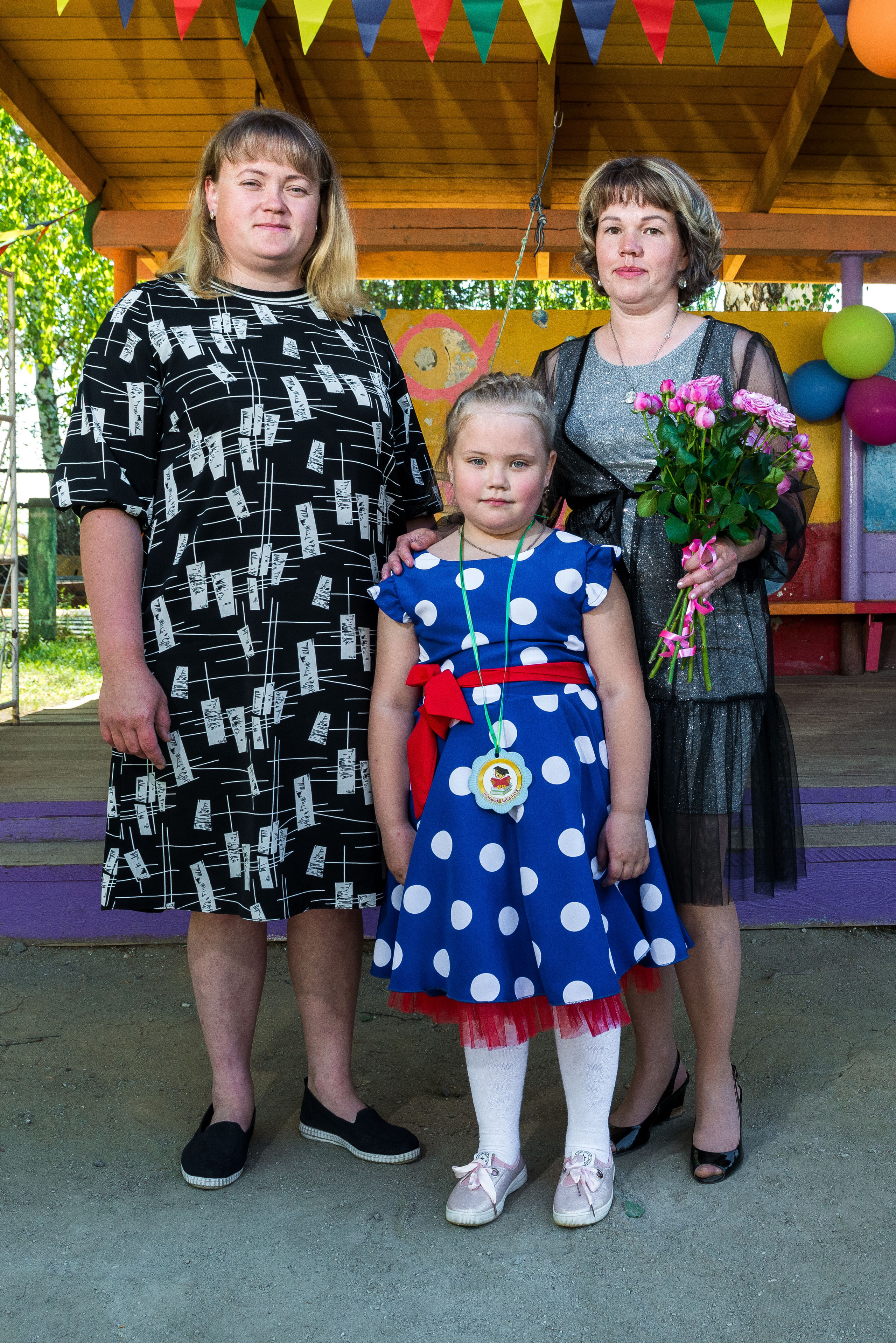 Выпускной 21.05.2021 д. с. № 518, пос. Садовый. Свадебный фотограф на Урале Виктор Соколов