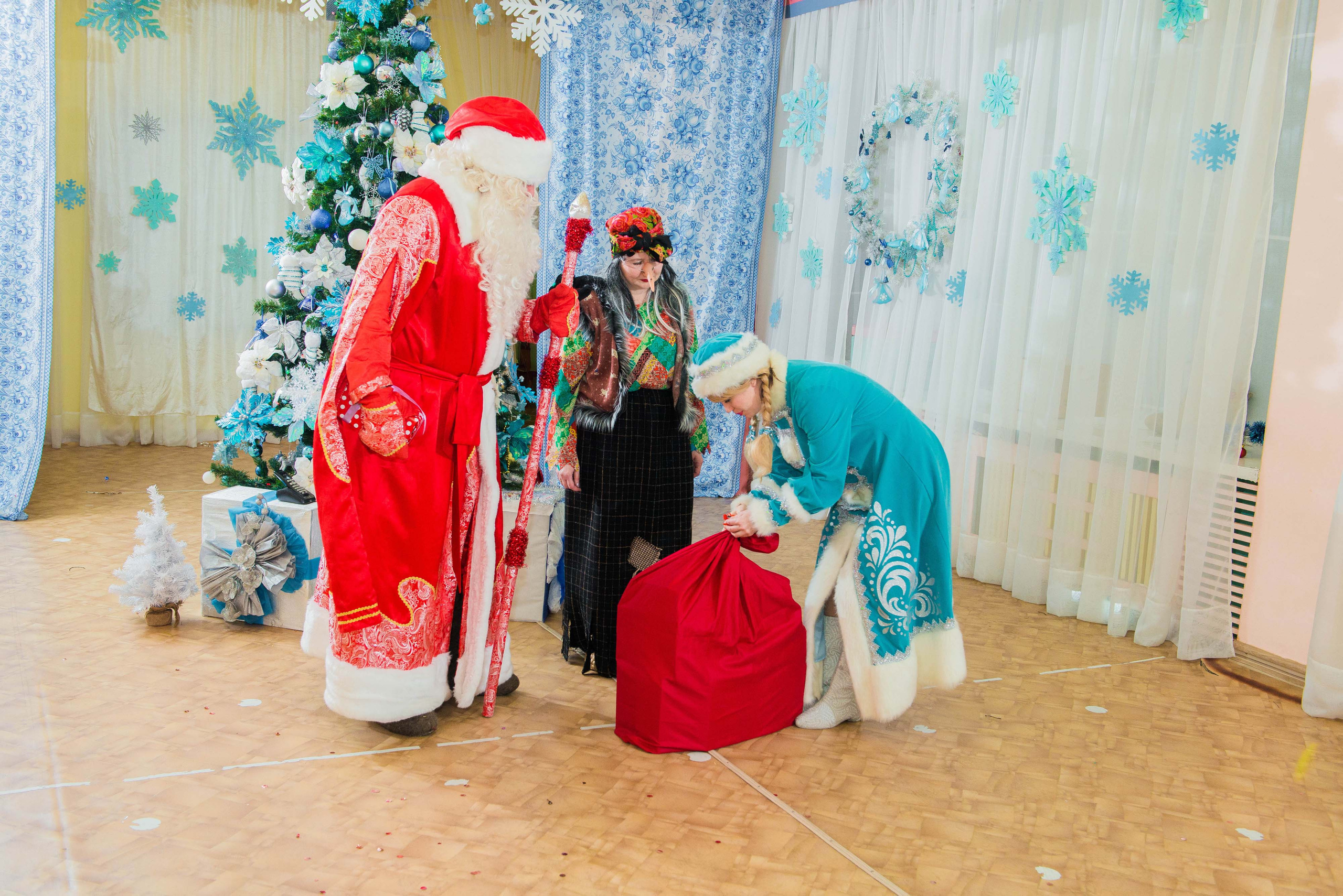 25.12.2019 д. с. № 5, Екатеринбург. Свадебный фотограф на Урале Виктор Соколов