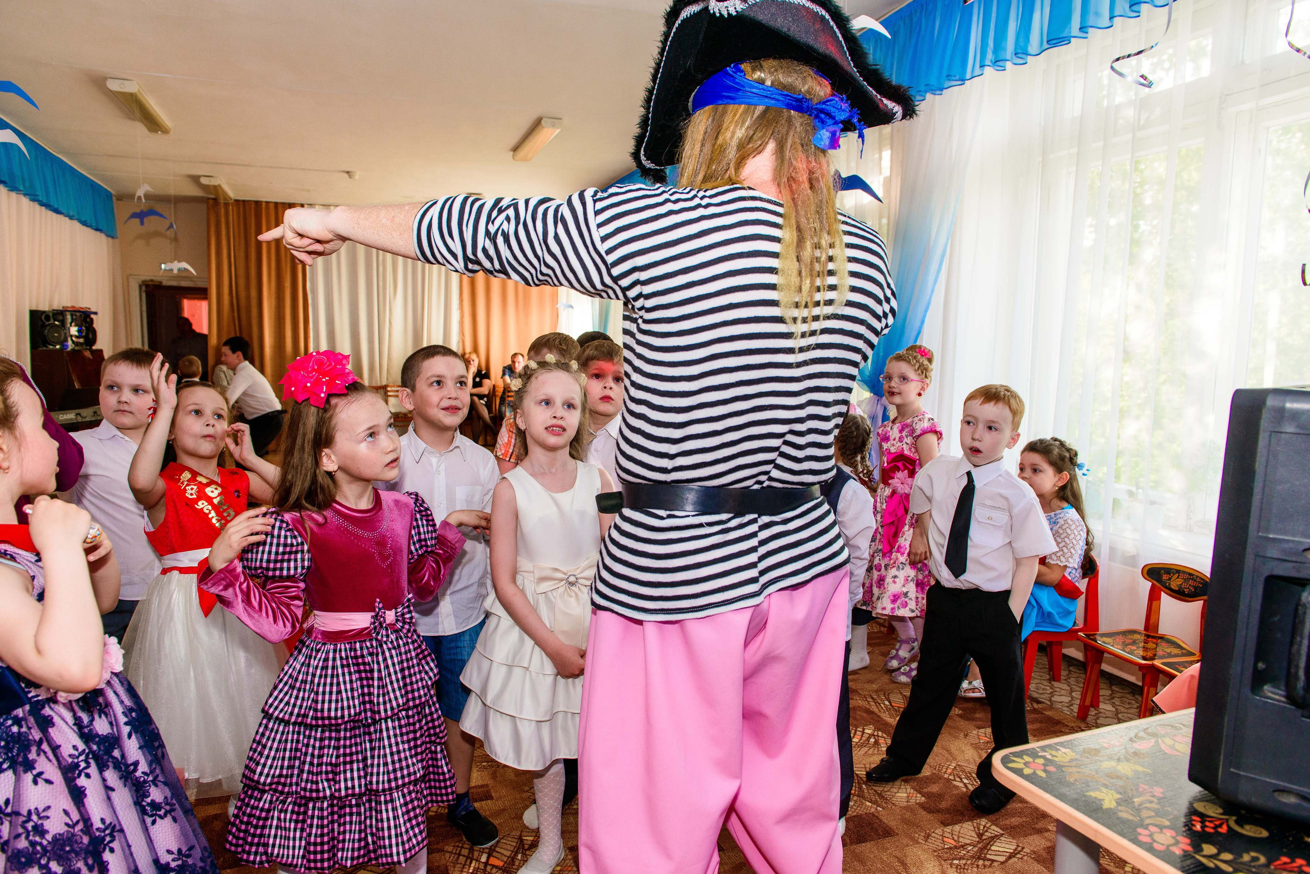 Выпускной, д. с. № 391 28.05.2015, Екатеринбург. Свадебный фотограф на Урале Виктор Соколов