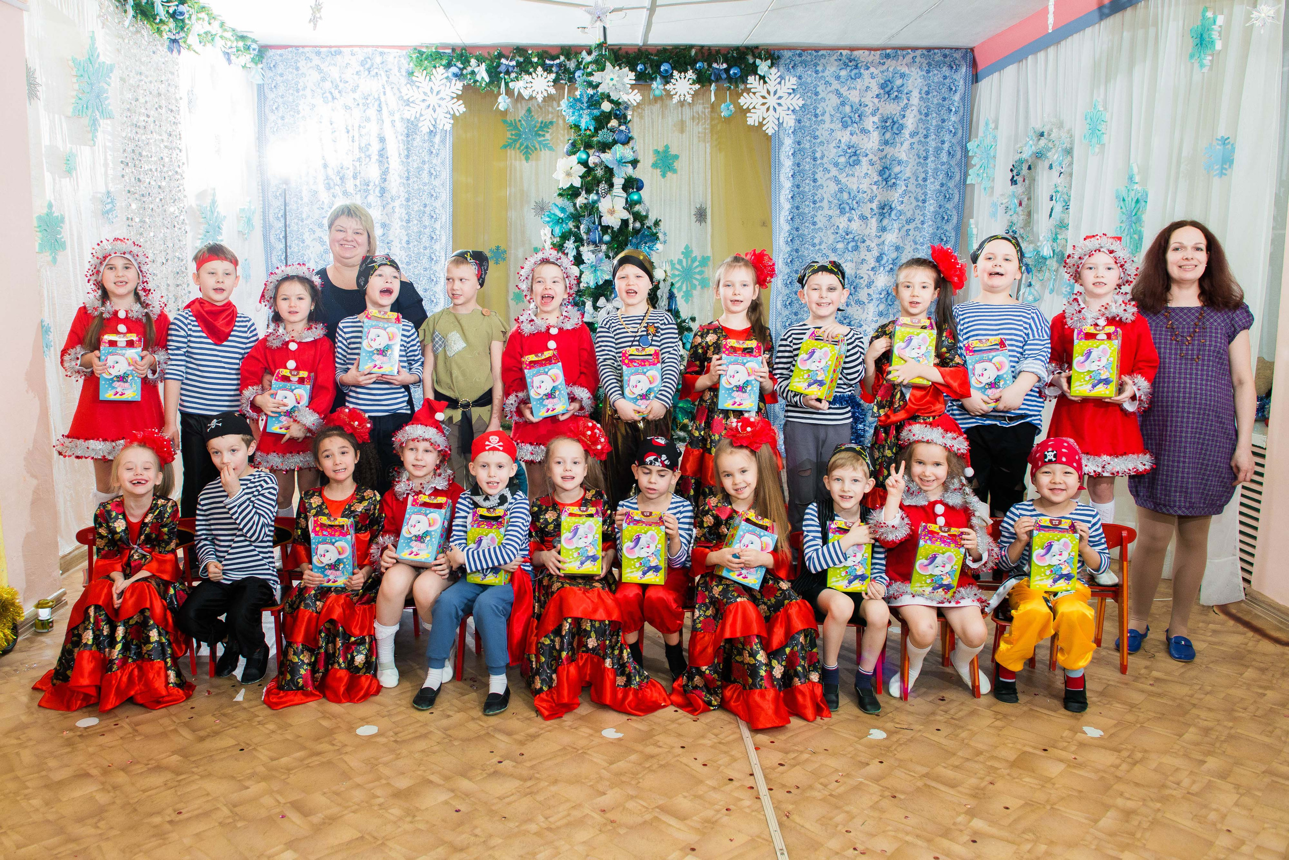 25.12.2019 д. с. № 5, Екатеринбург. Свадебный фотограф на Урале Виктор Соколов