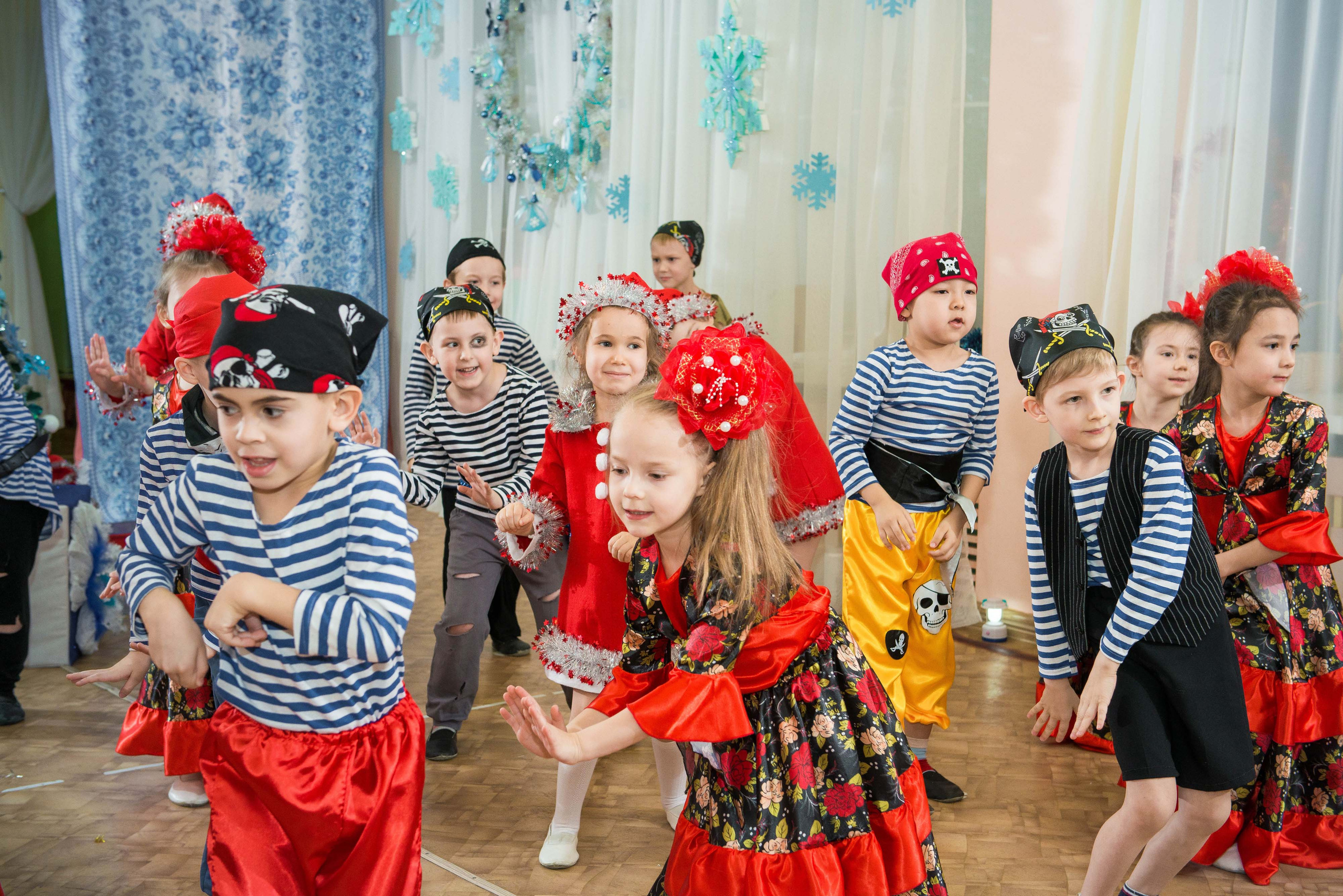 25.12.2019 д. с. № 5, Екатеринбург. Свадебный фотограф на Урале Виктор Соколов