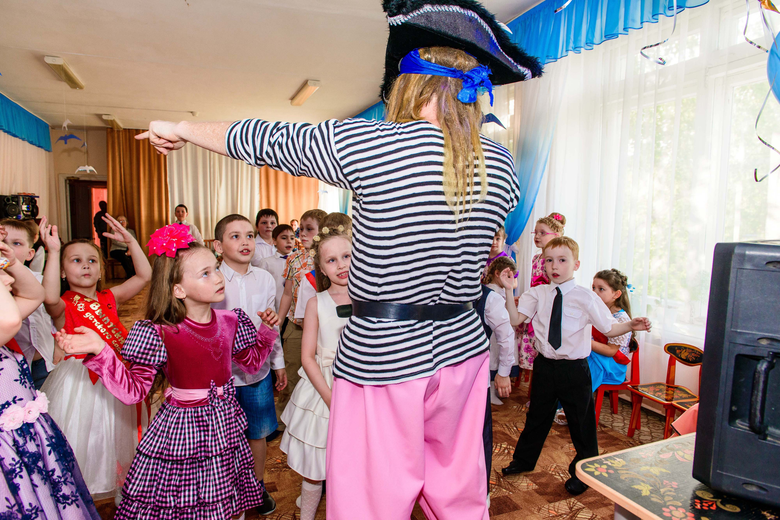 Выпускной, д. с. № 391 28.05.2015, Екатеринбург. Свадебный фотограф на Урале Виктор Соколов