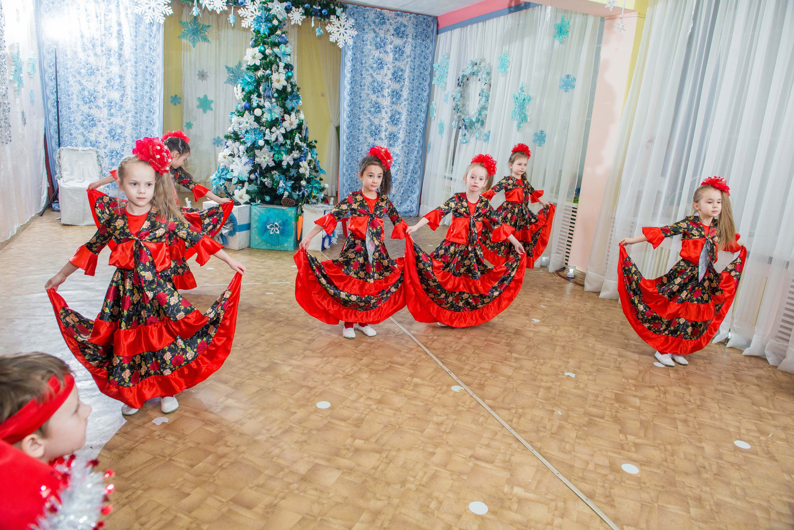 25.12.2019 д. с. № 5, Екатеринбург. Свадебный фотограф на Урале Виктор Соколов