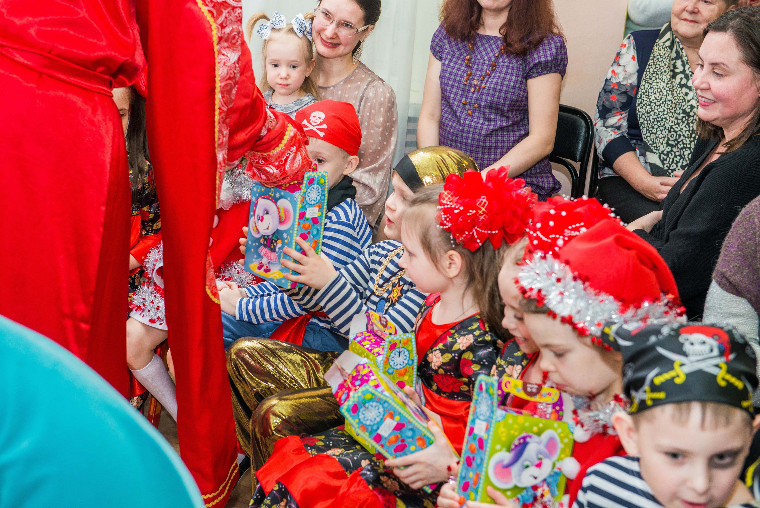 25.12.2019 д. с. № 5, Екатеринбург. Свадебный фотограф на Урале Виктор Соколов