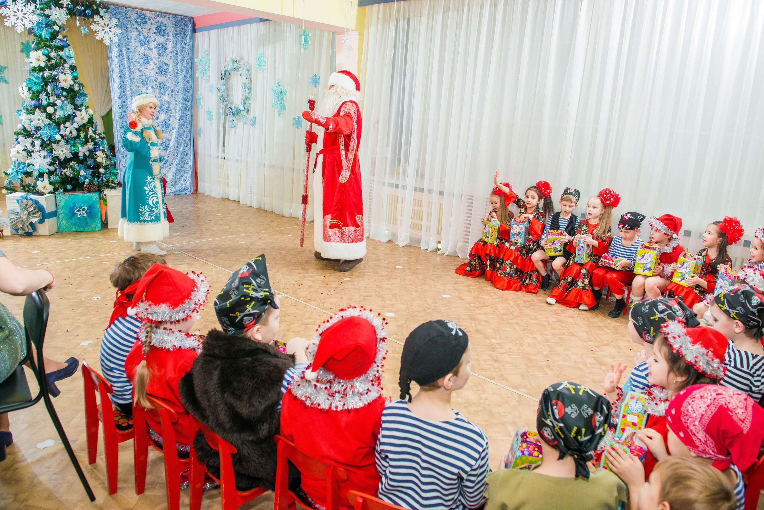 25.12.2019 д. с. № 5, Екатеринбург. Свадебный фотограф на Урале Виктор Соколов