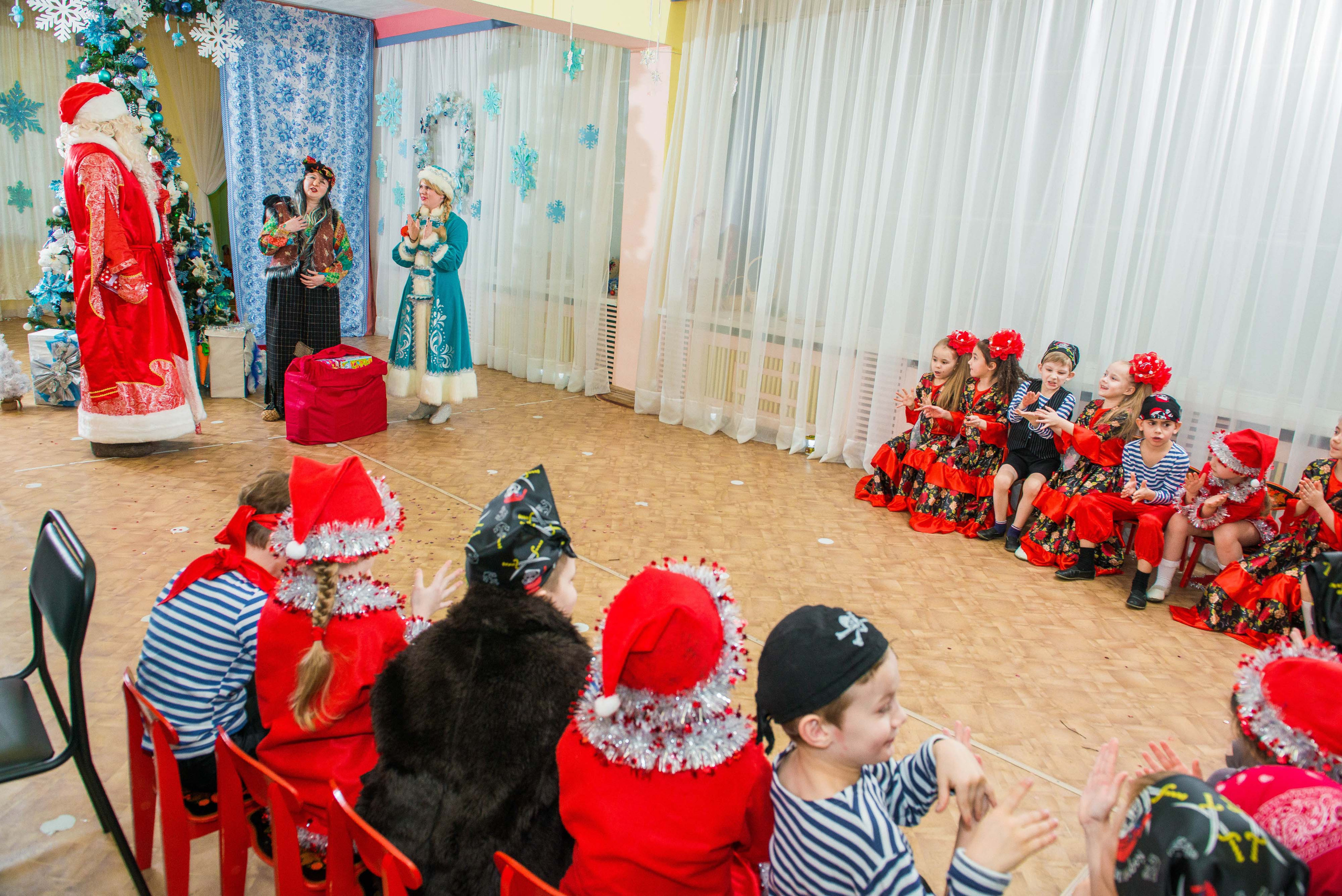 25.12.2019 д. с. № 5, Екатеринбург. Свадебный фотограф на Урале Виктор Соколов