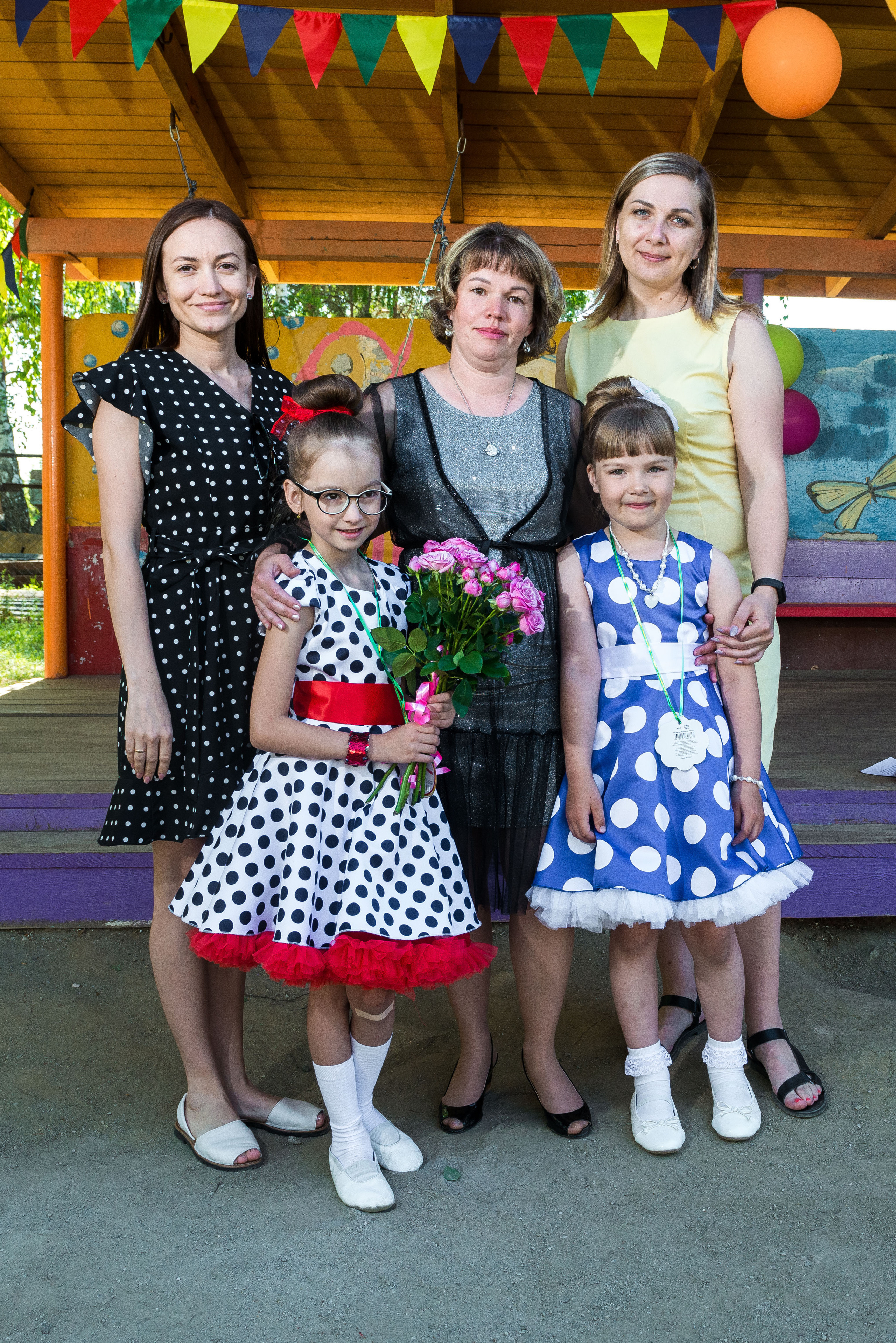 Выпускной 21.05.2021 д. с. № 518, пос. Садовый. Свадебный фотограф на Урале Виктор Соколов