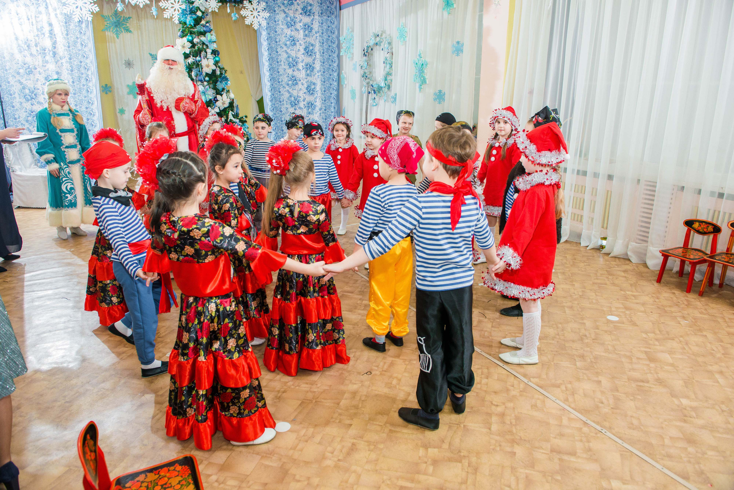 25.12.2019 д. с. № 5, Екатеринбург. Свадебный фотограф на Урале Виктор Соколов