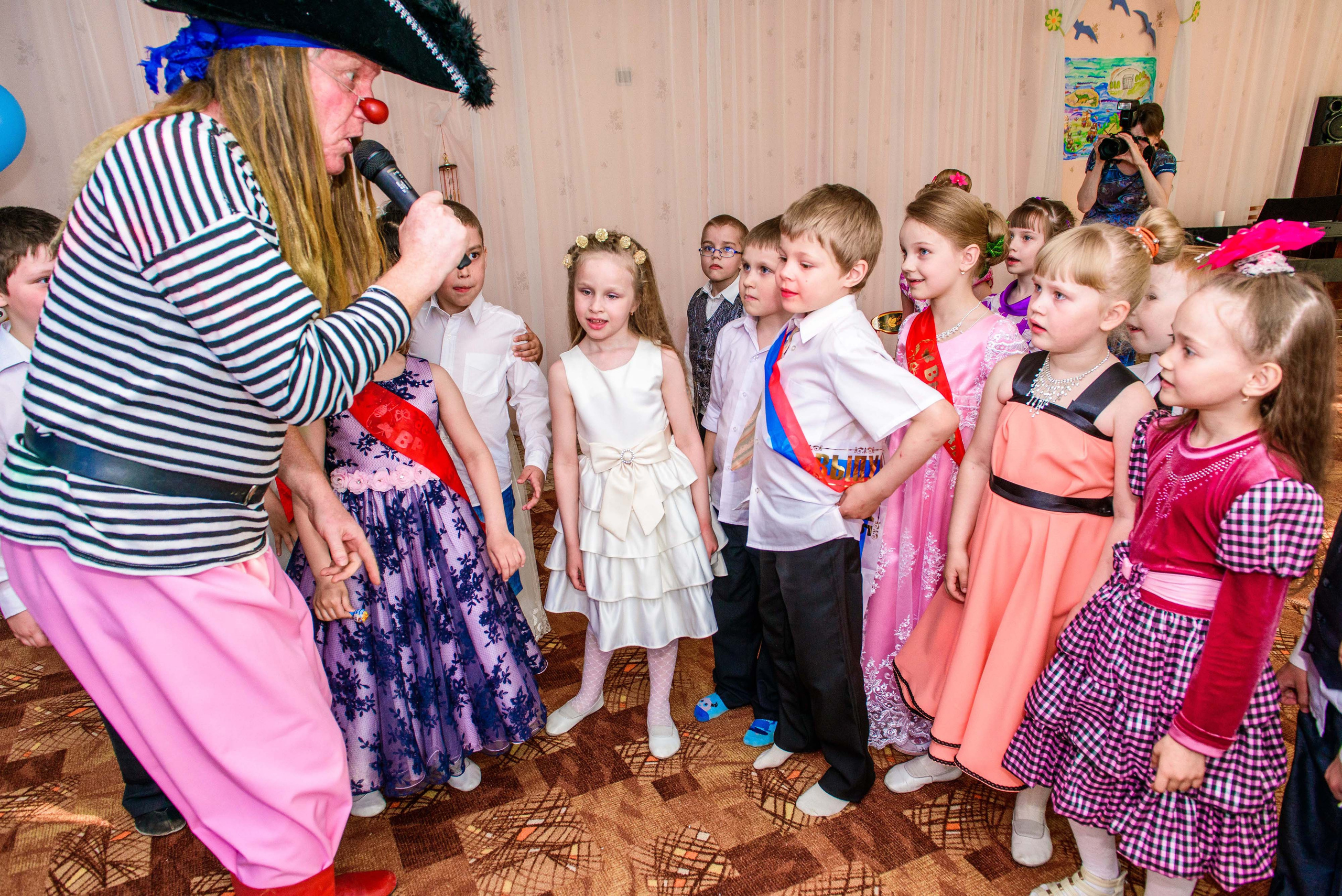 Выпускной, д. с. № 391 28.05.2015, Екатеринбург. Свадебный фотограф на Урале Виктор Соколов