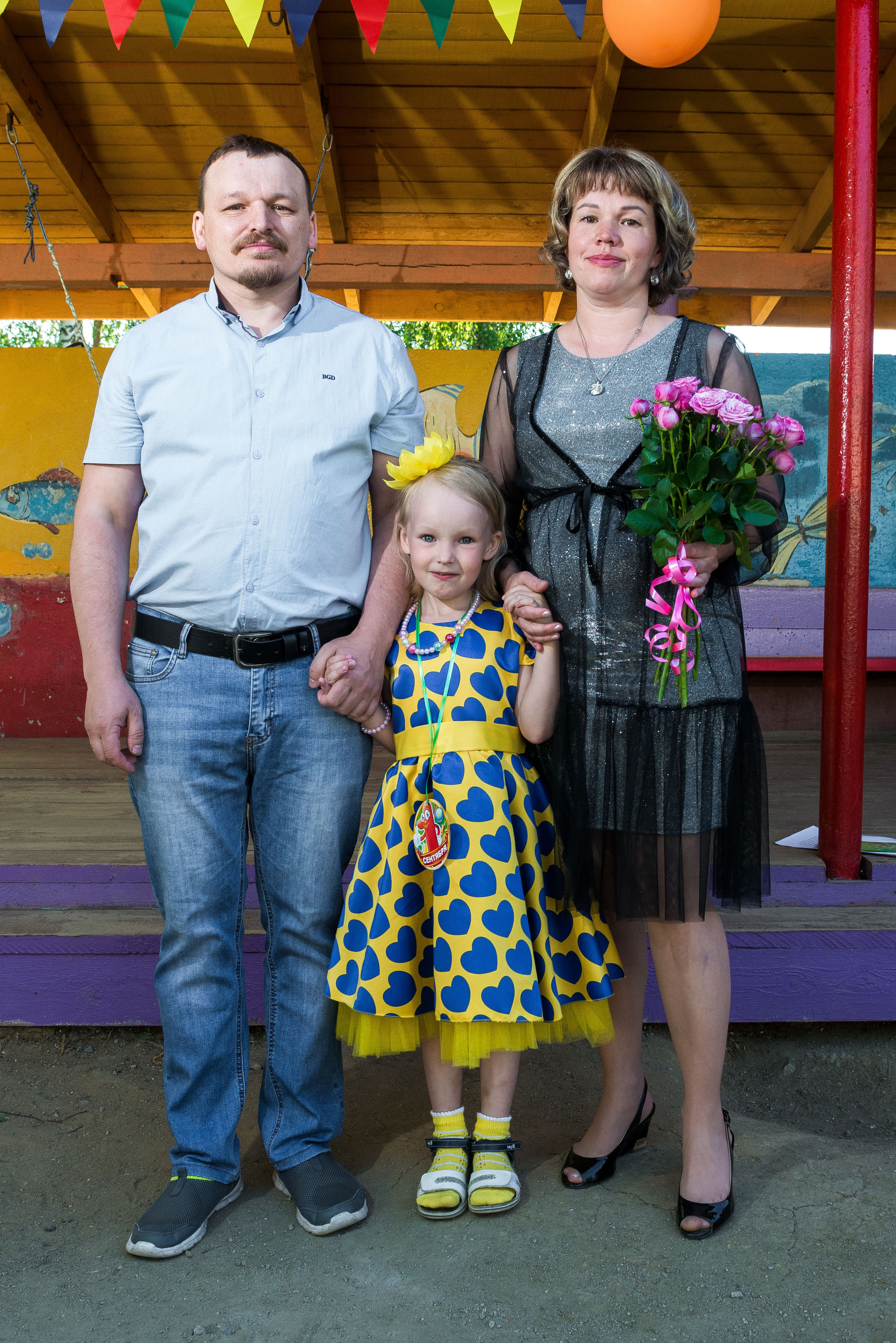 Выпускной 21.05.2021 д. с. № 518, пос. Садовый. Свадебный фотограф на Урале Виктор Соколов