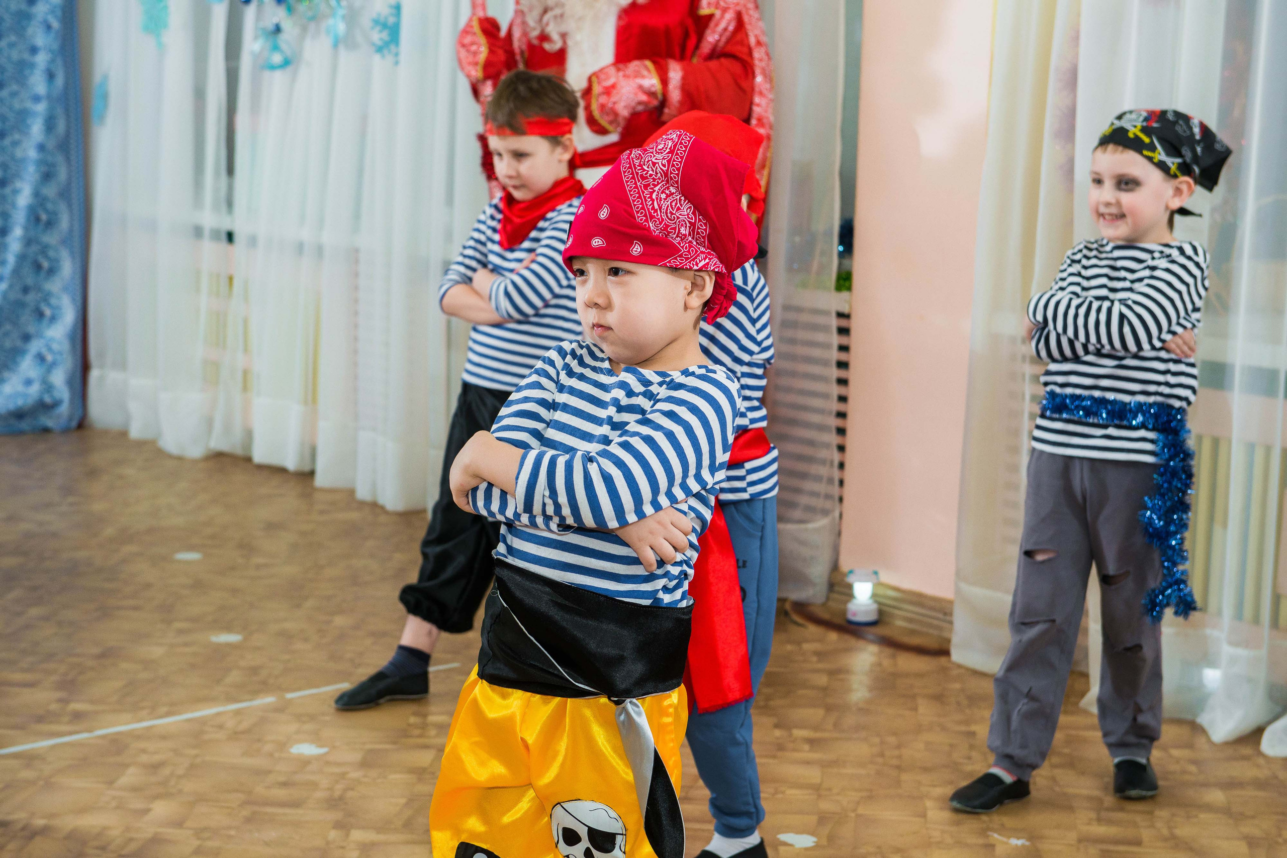 25.12.2019 д. с. № 5, Екатеринбург. Свадебный фотограф на Урале Виктор Соколов