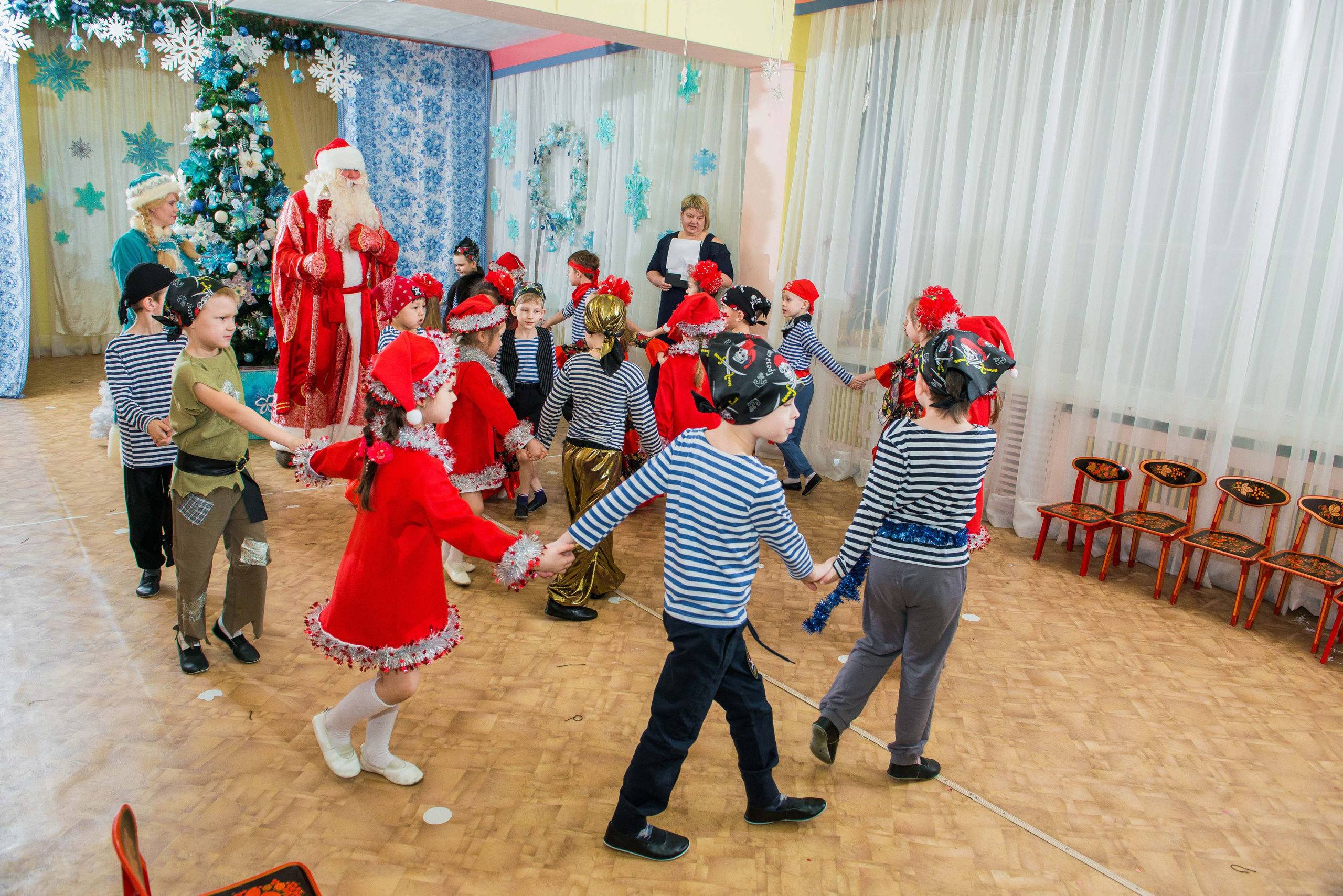 25.12.2019 д. с. № 5, Екатеринбург. Свадебный фотограф на Урале Виктор Соколов