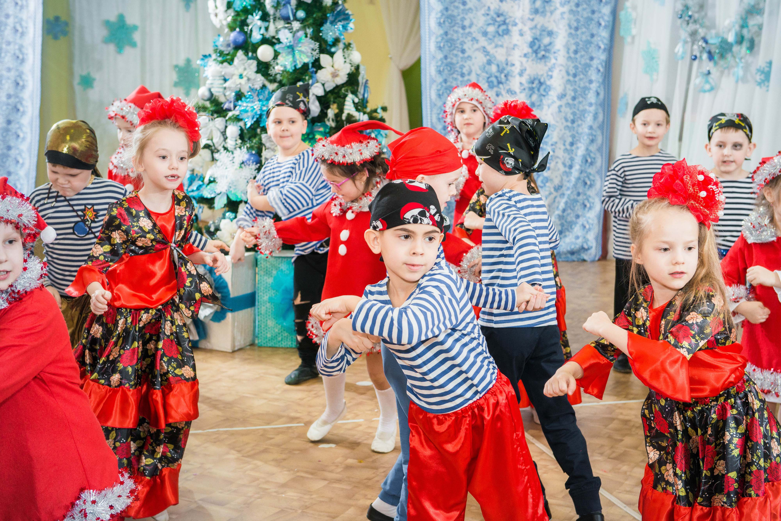 25.12.2019 д. с. № 5, Екатеринбург. Свадебный фотограф на Урале Виктор Соколов