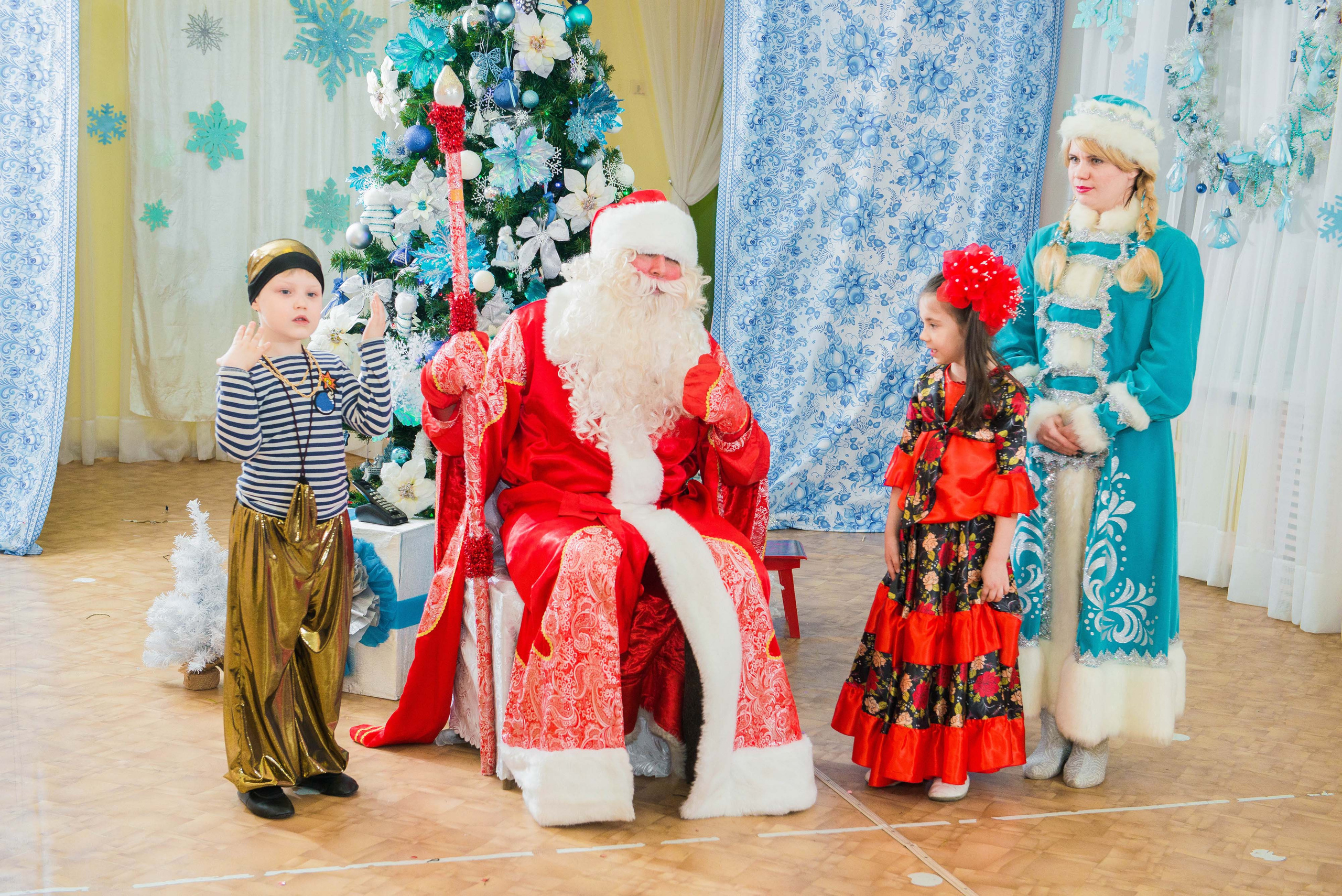 25.12.2019 д. с. № 5, Екатеринбург. Свадебный фотограф на Урале Виктор Соколов