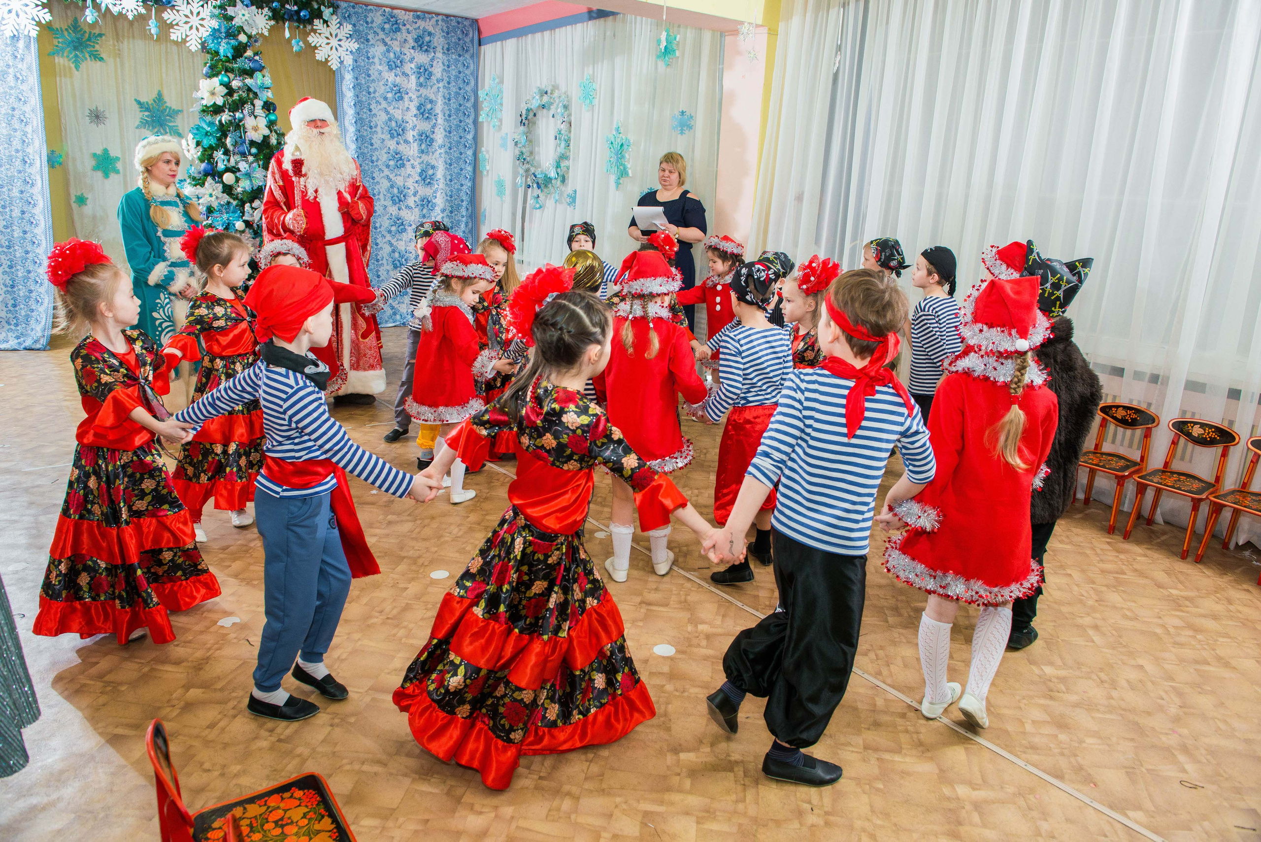 25.12.2019 д. с. № 5, Екатеринбург. Свадебный фотограф на Урале Виктор Соколов