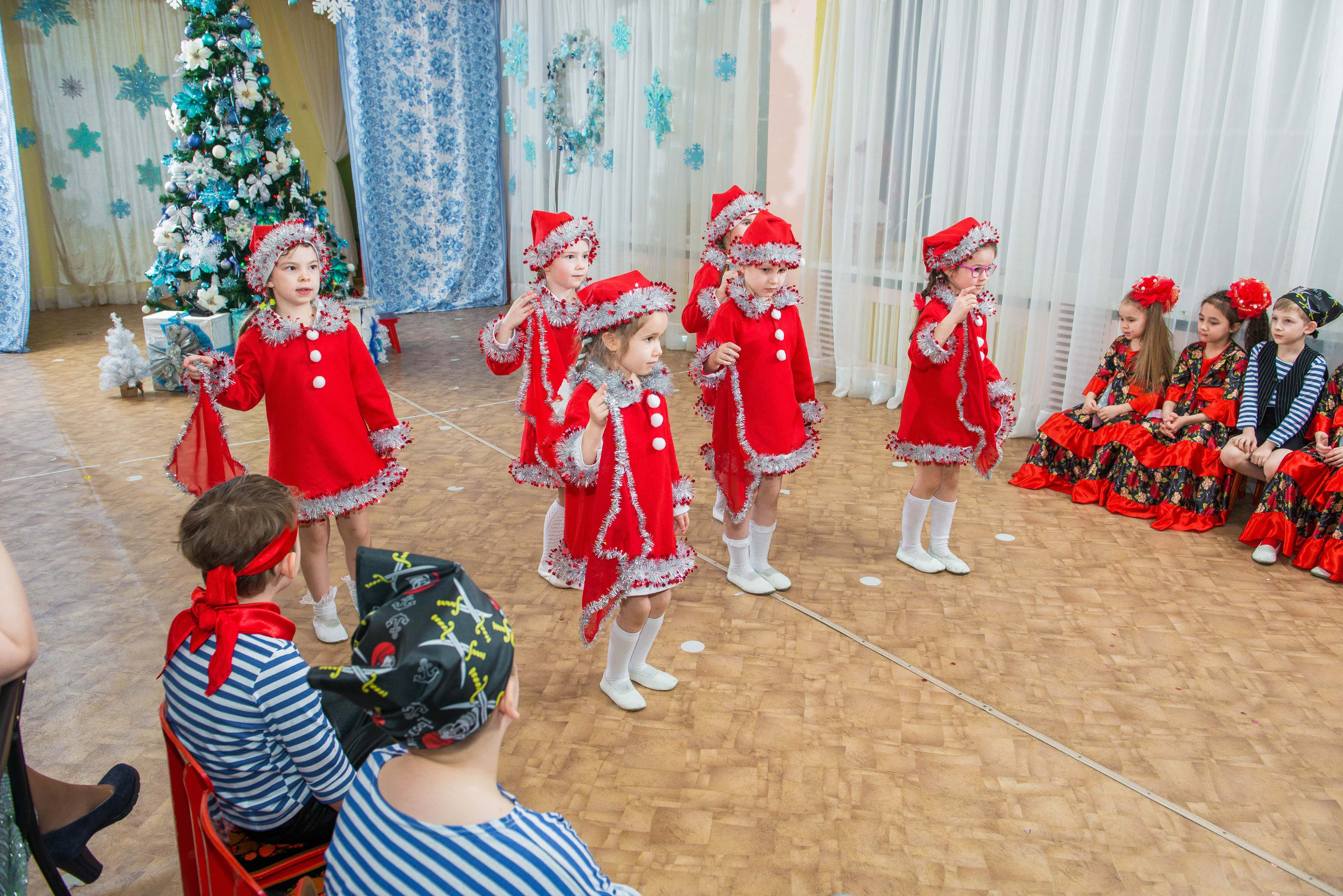 25.12.2019 д. с. № 5, Екатеринбург. Свадебный фотограф на Урале Виктор Соколов
