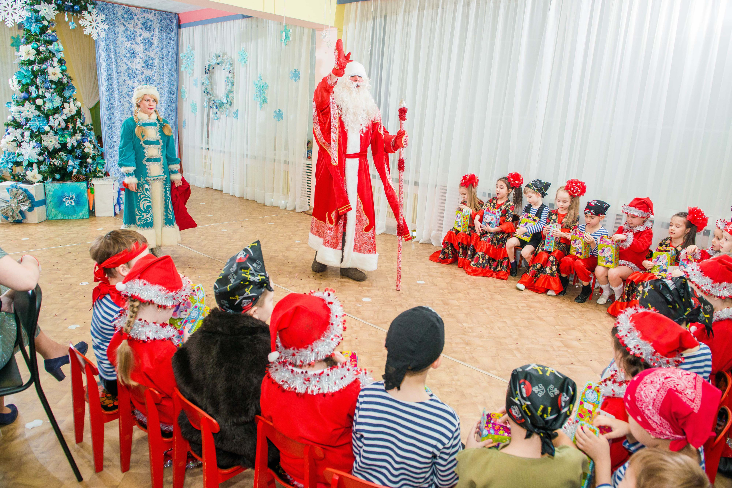 25.12.2019 д. с. № 5, Екатеринбург. Свадебный фотограф на Урале Виктор Соколов