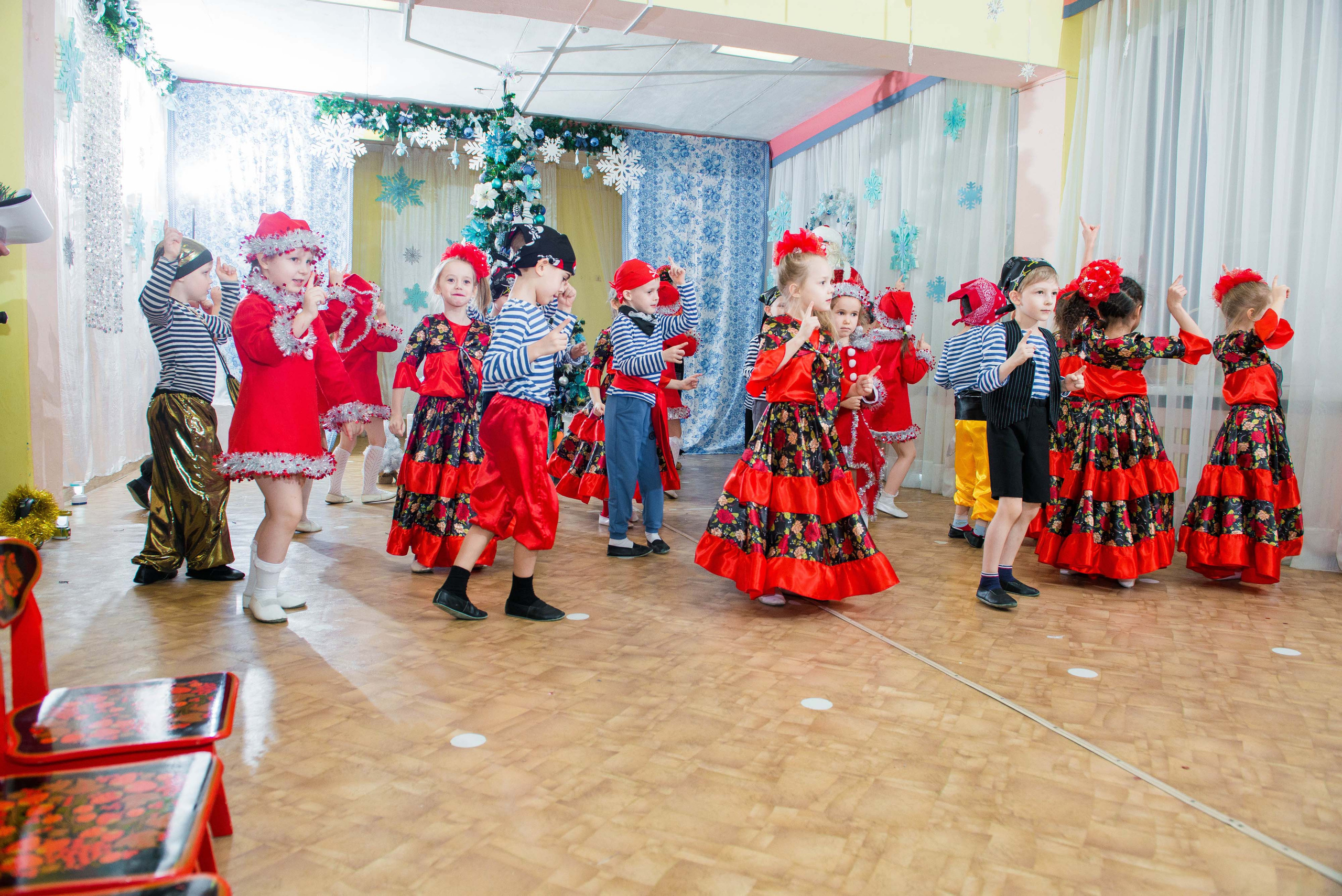 25.12.2019 д. с. № 5, Екатеринбург. Свадебный фотограф на Урале Виктор Соколов