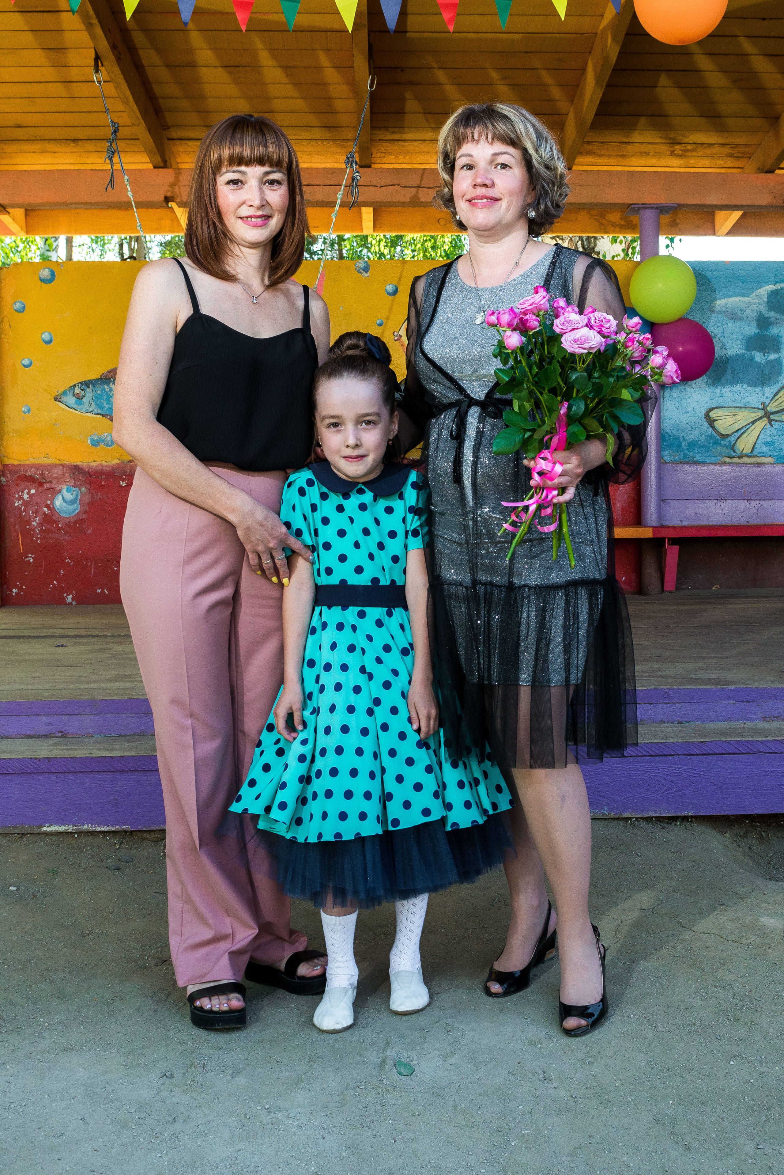 Выпускной 21.05.2021 д. с. № 518, пос. Садовый. Свадебный фотограф на Урале Виктор Соколов