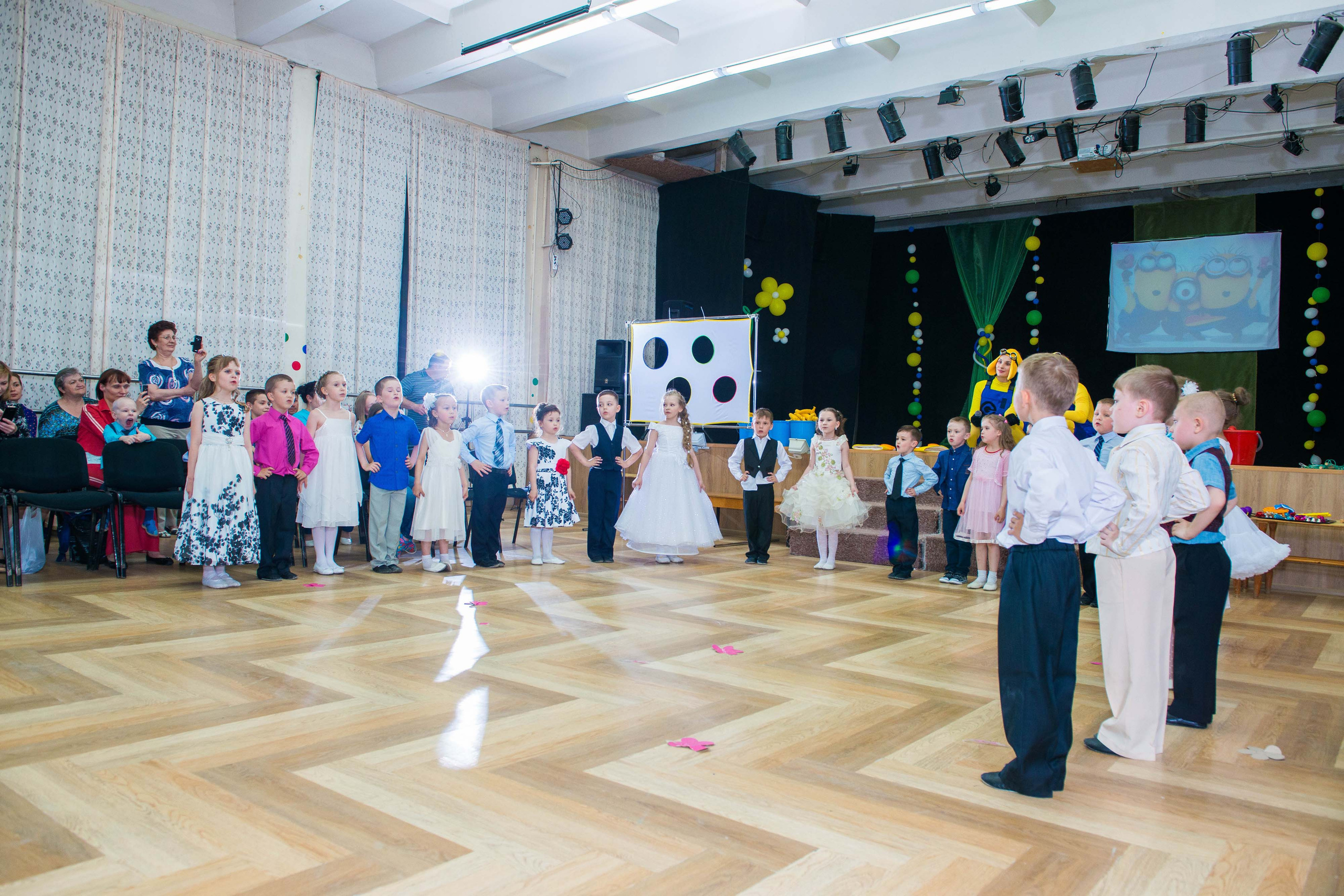 Выпускной, д. с. № 391 29.05.2016, Екатеринбург. Свадебный фотограф на Урале Виктор Соколов
