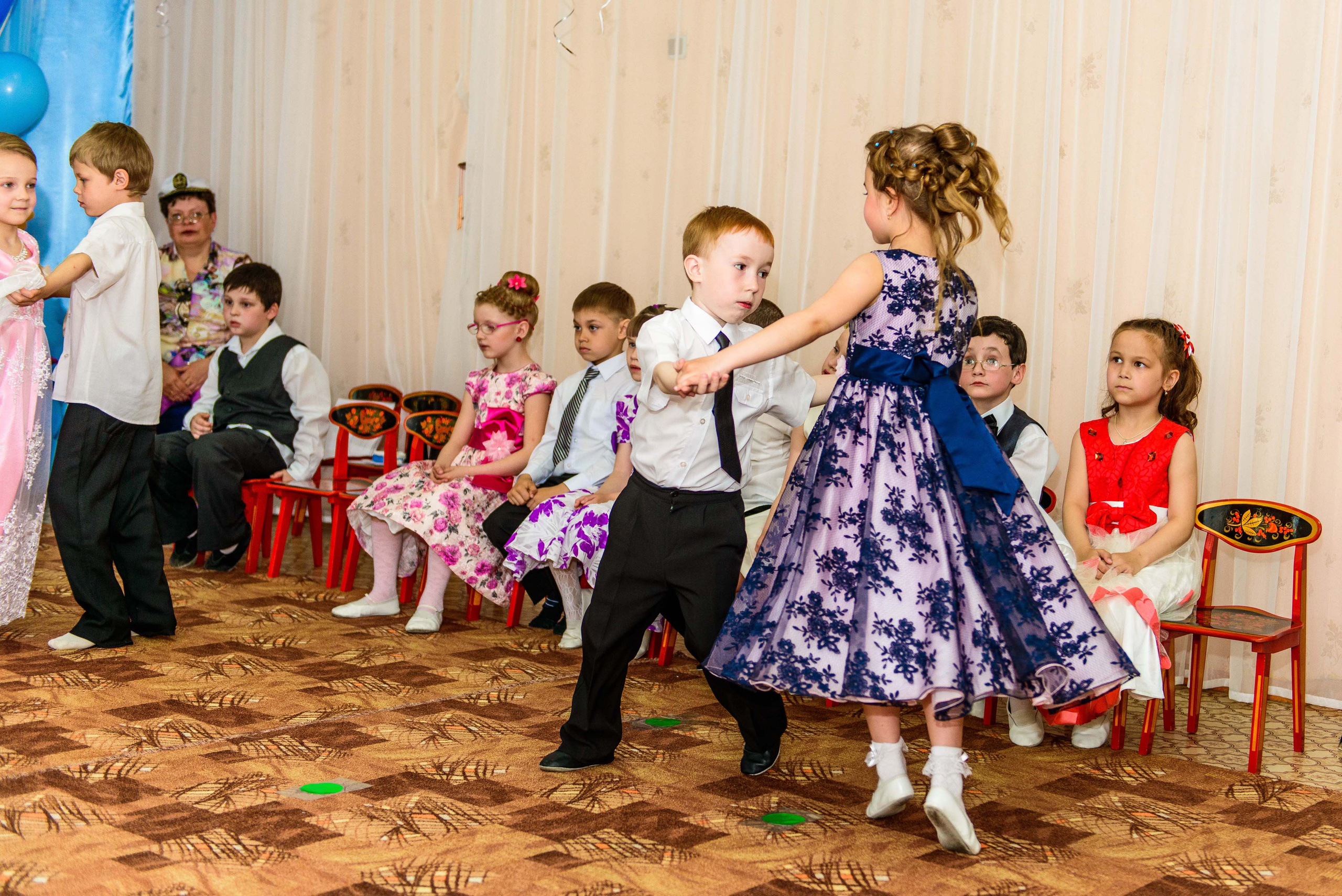 Выпускной, д. с. № 391 28.05.2015, Екатеринбург. Свадебный фотограф на Урале Виктор Соколов