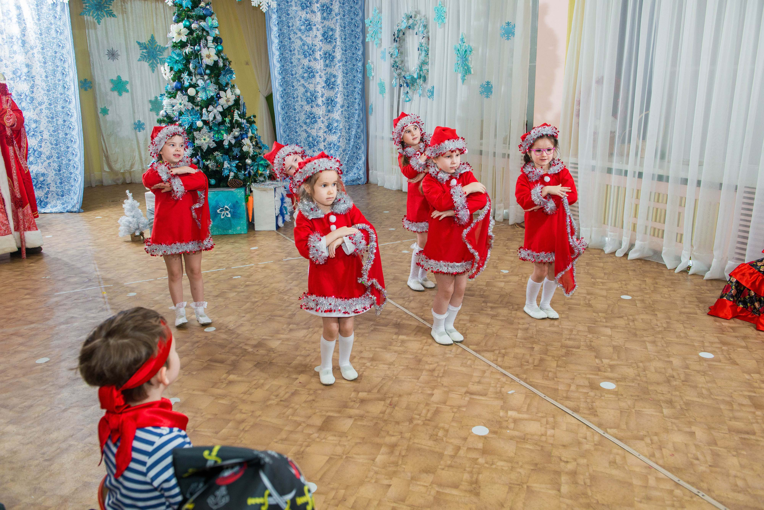 25.12.2019 д. с. № 5, Екатеринбург. Свадебный фотограф на Урале Виктор Соколов