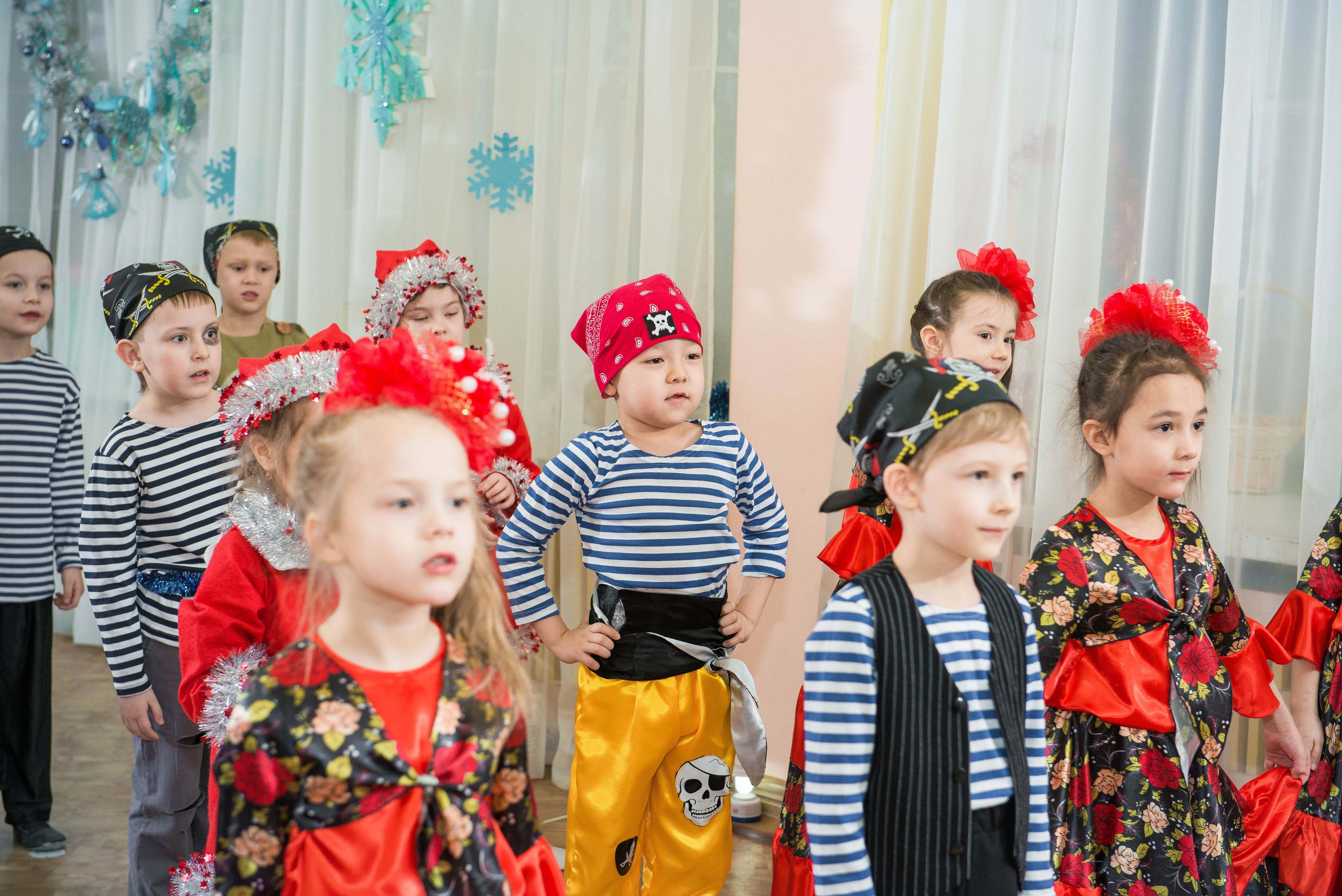 25.12.2019 д. с. № 5, Екатеринбург. Свадебный фотограф на Урале Виктор Соколов