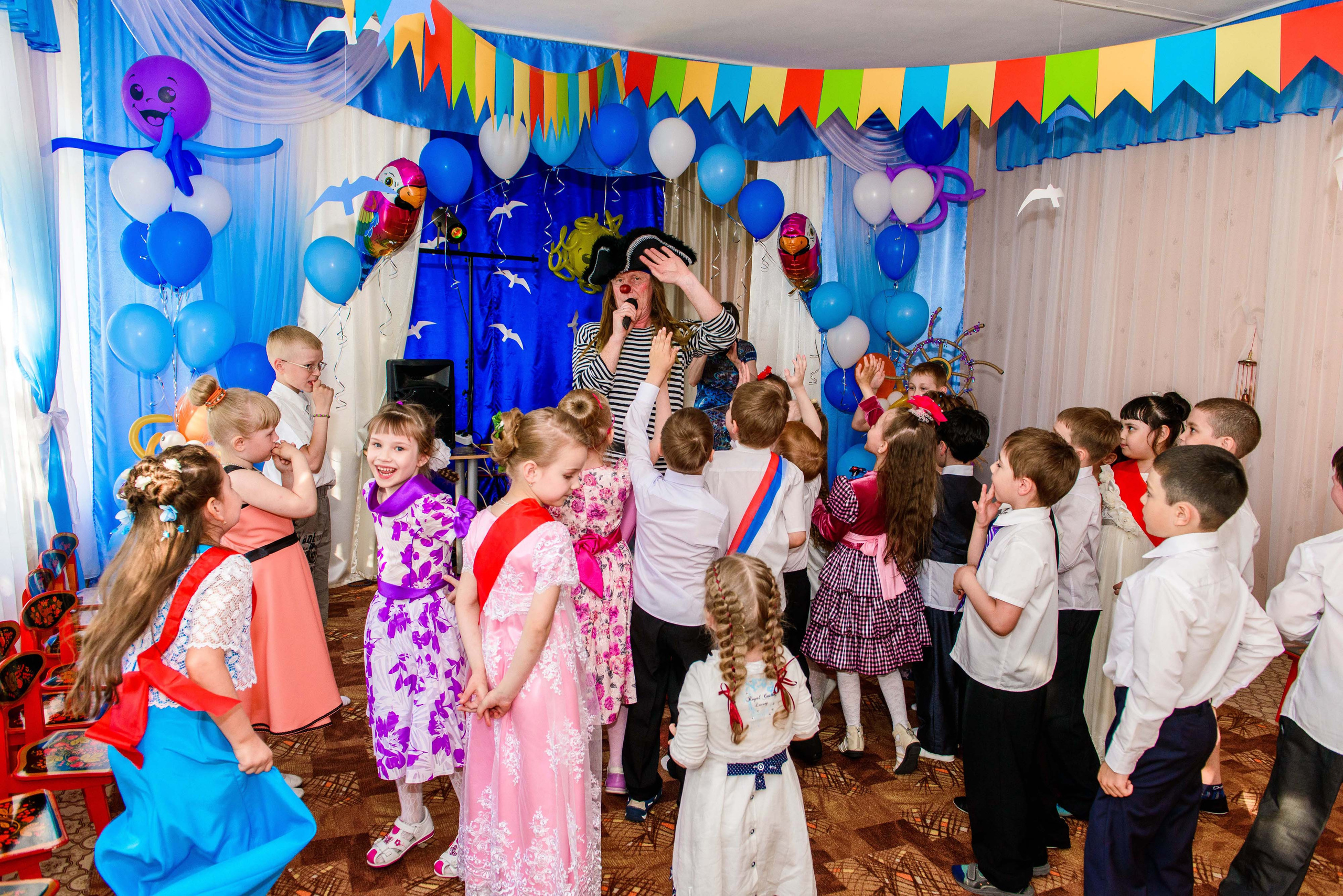 Выпускной, д. с. № 391 28.05.2015, Екатеринбург. Свадебный фотограф на Урале Виктор Соколов