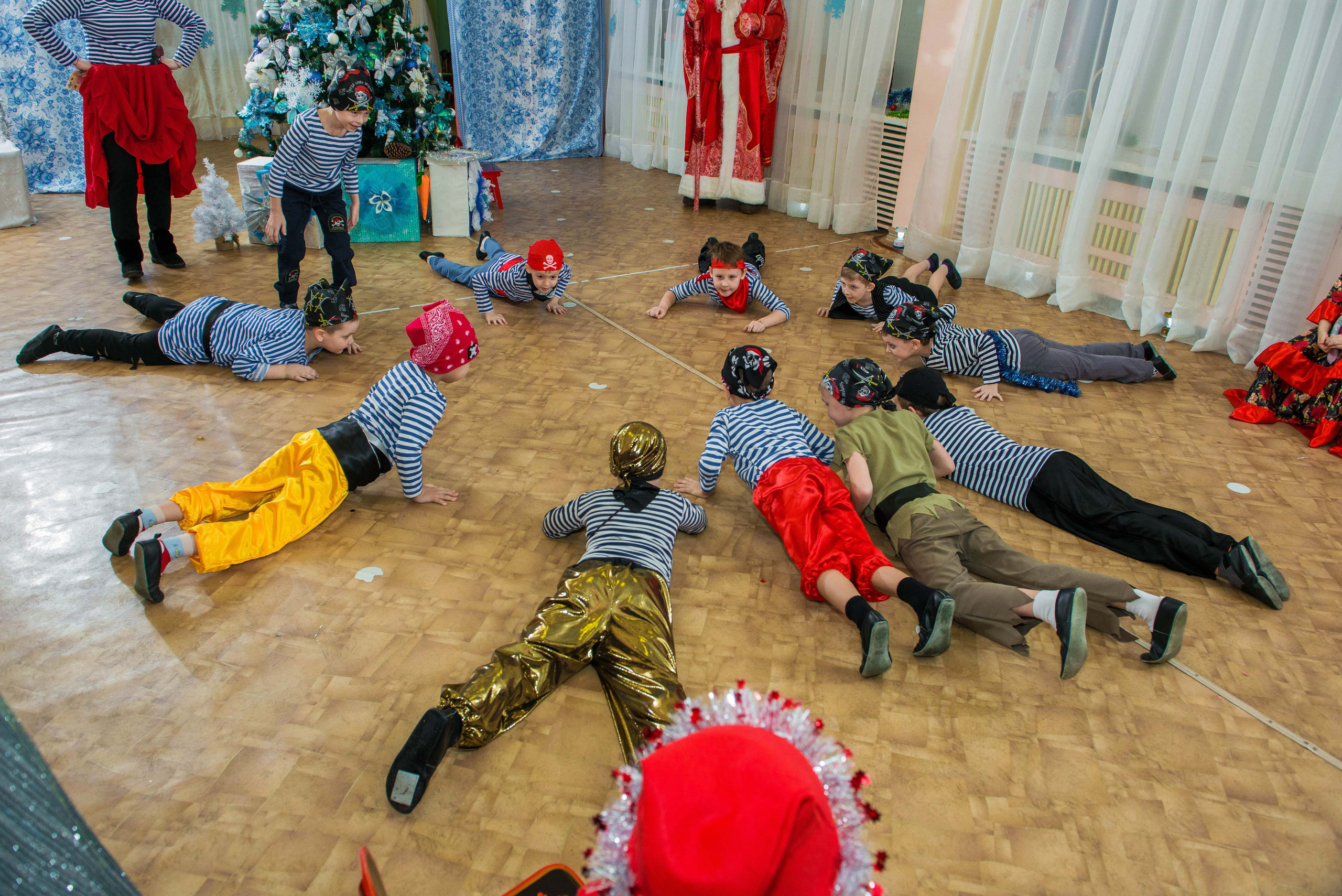 25.12.2019 д. с. № 5, Екатеринбург. Свадебный фотограф на Урале Виктор Соколов