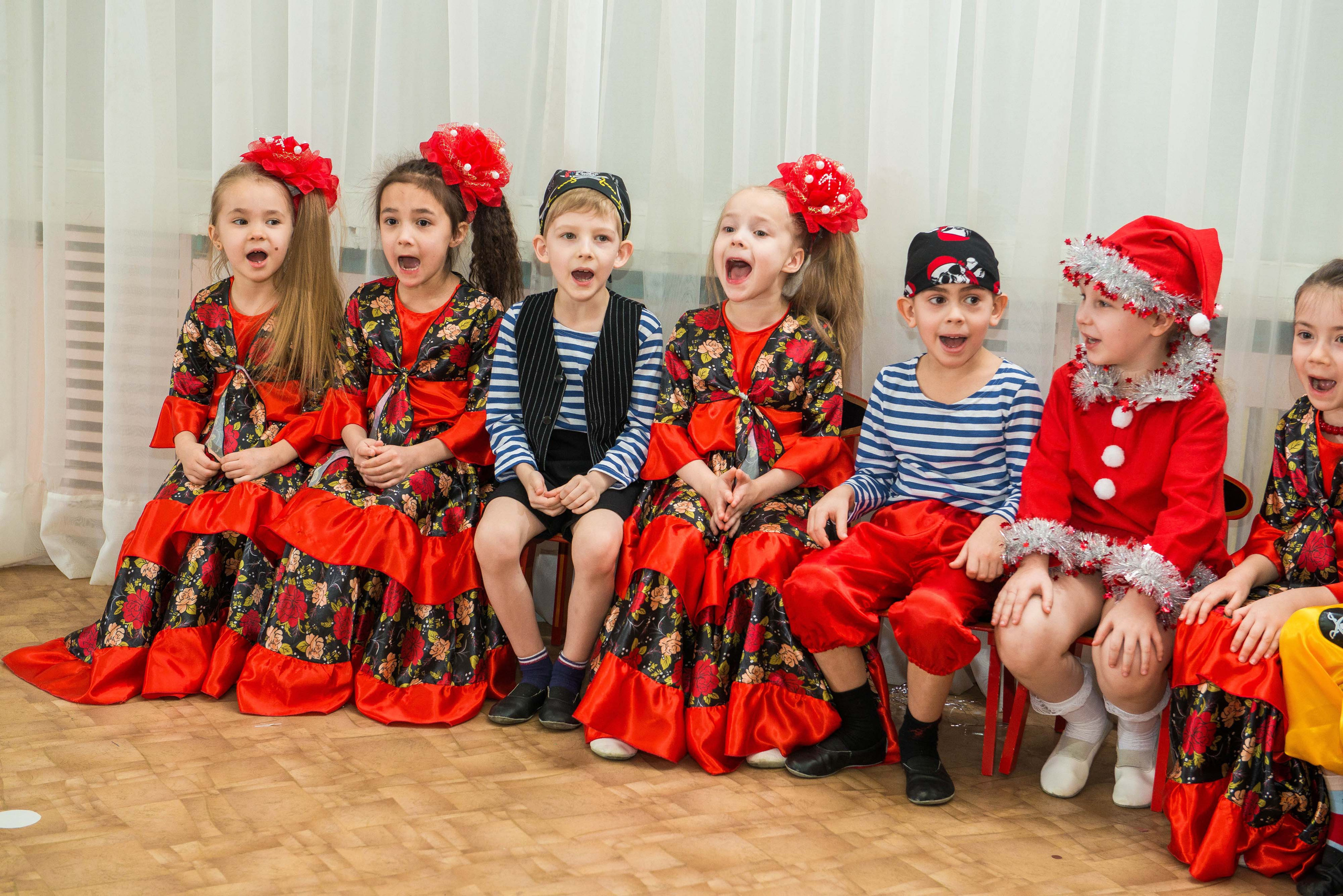 25.12.2019 д. с. № 5, Екатеринбург. Свадебный фотограф на Урале Виктор Соколов