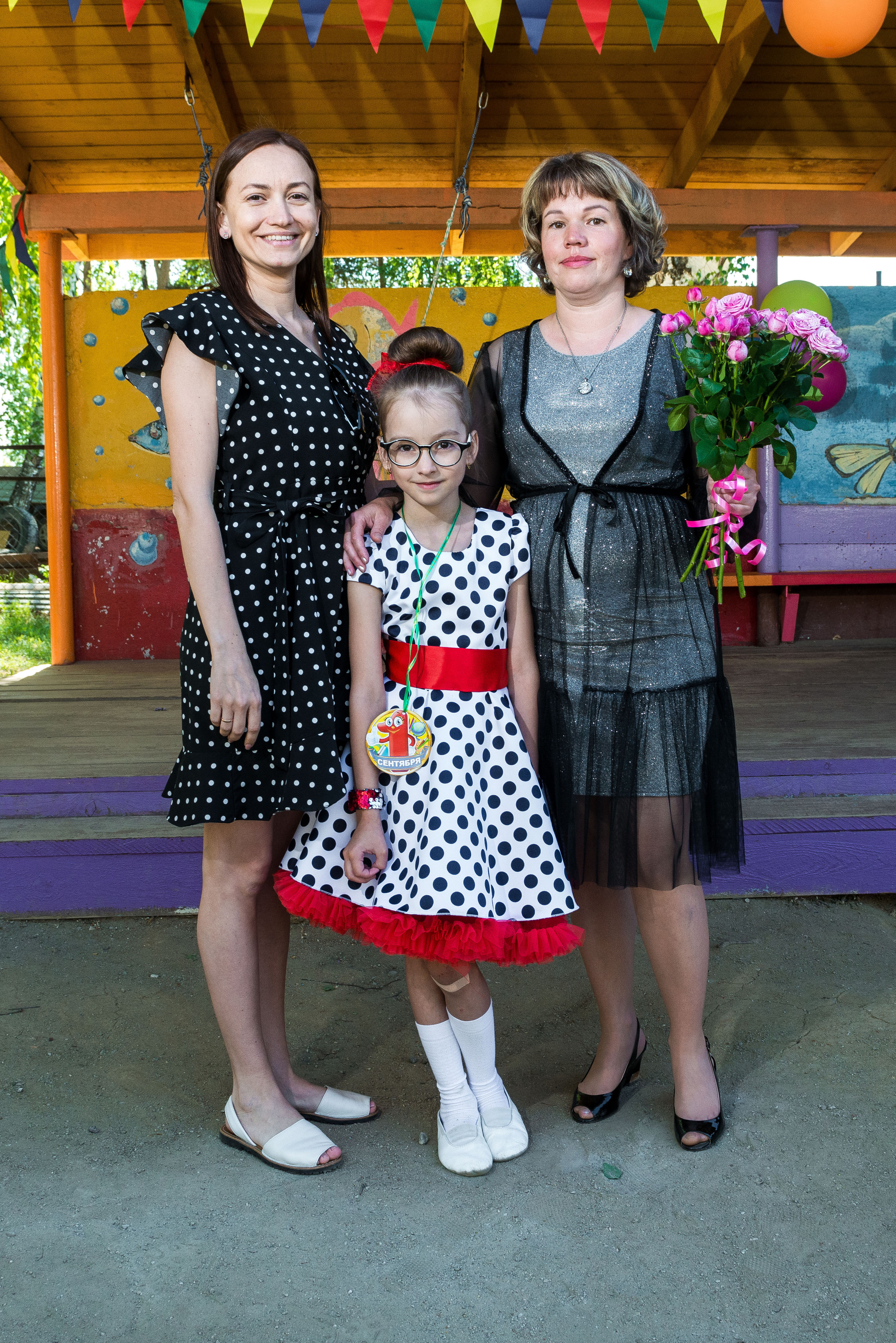 Выпускной 21.05.2021 д. с. № 518, пос. Садовый. Свадебный фотограф на Урале Виктор Соколов