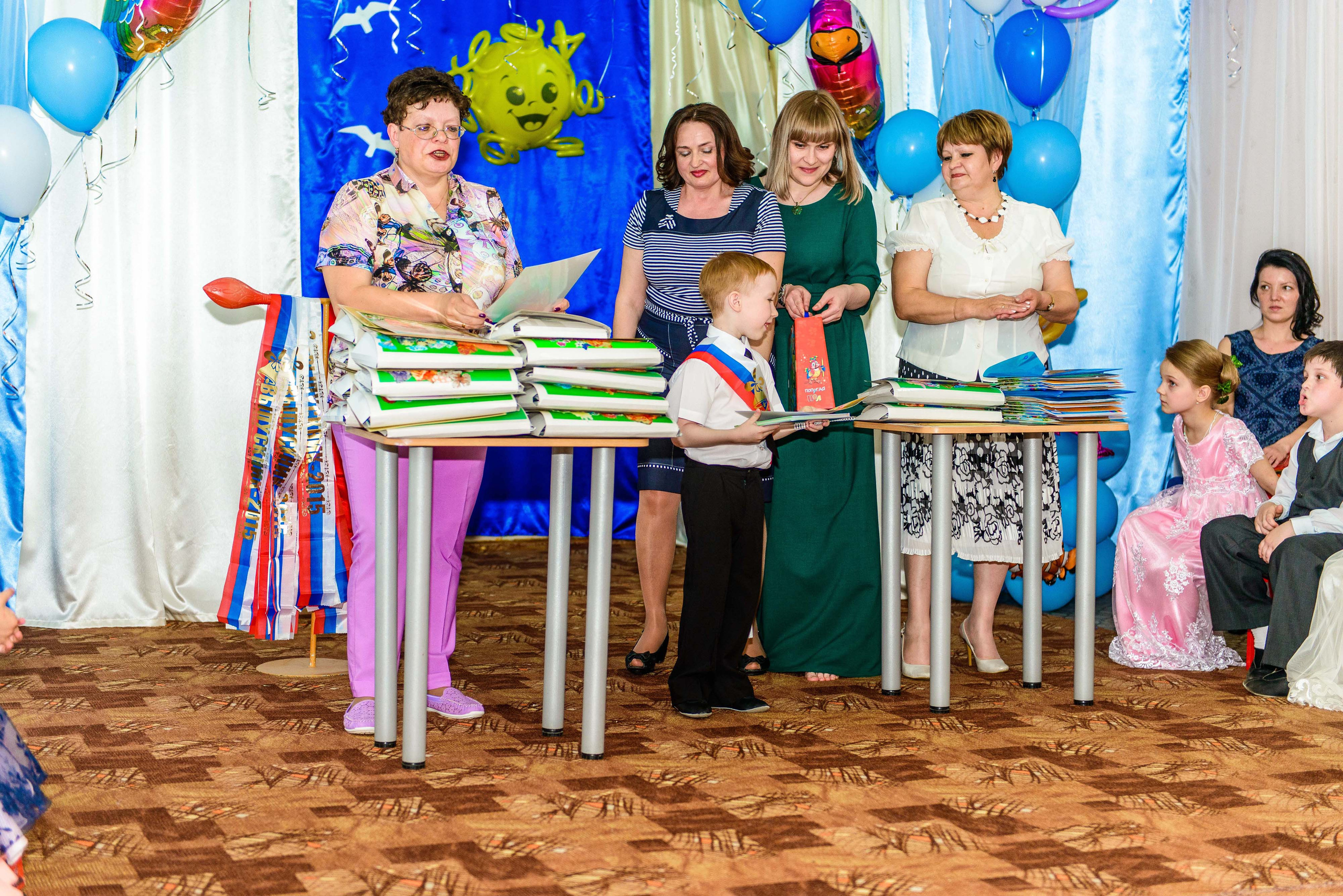 Выпускной, д. с. № 391 28.05.2015, Екатеринбург. Свадебный фотограф на Урале Виктор Соколов