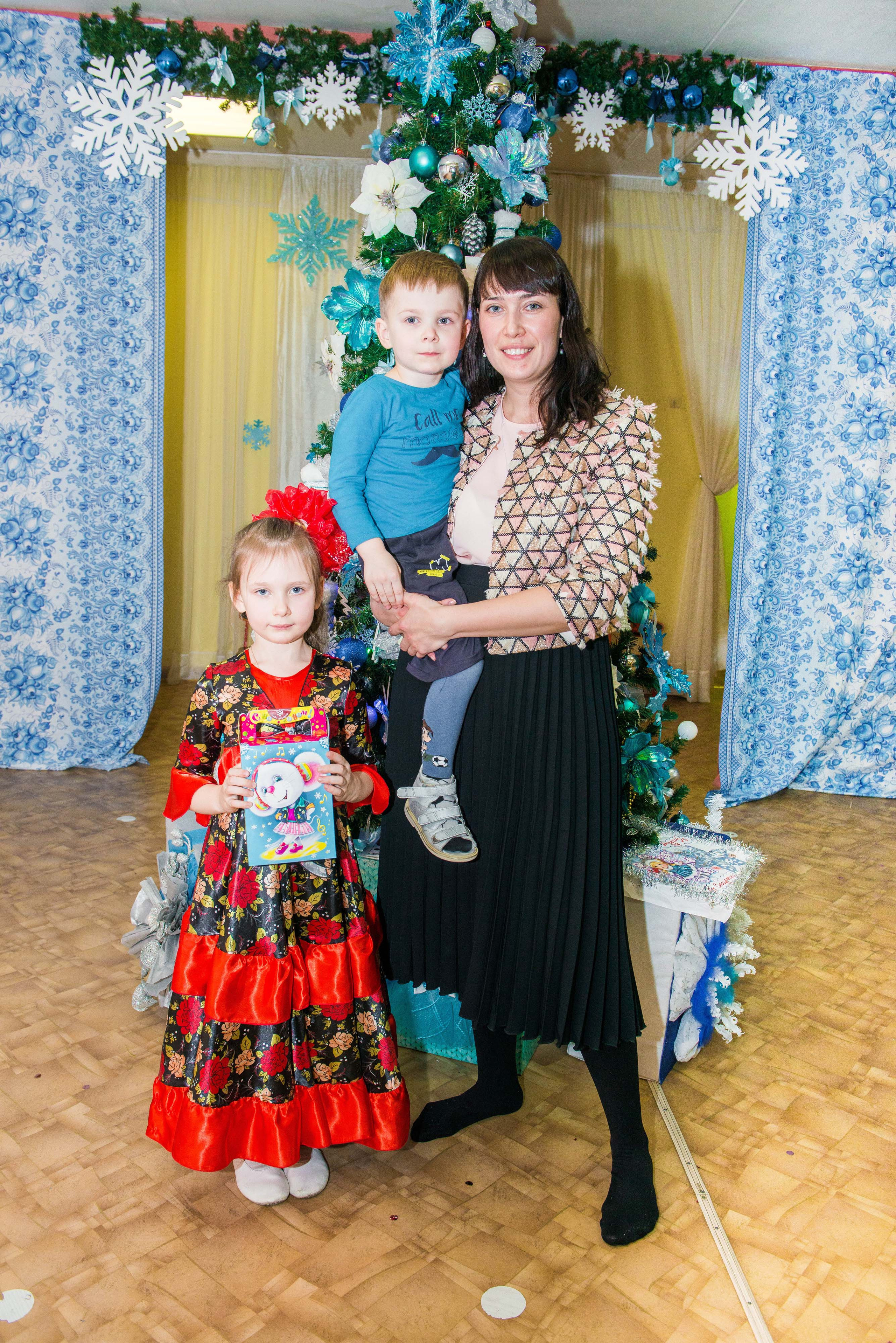 25.12.2019 д. с. № 5, Екатеринбург. Свадебный фотограф на Урале Виктор Соколов