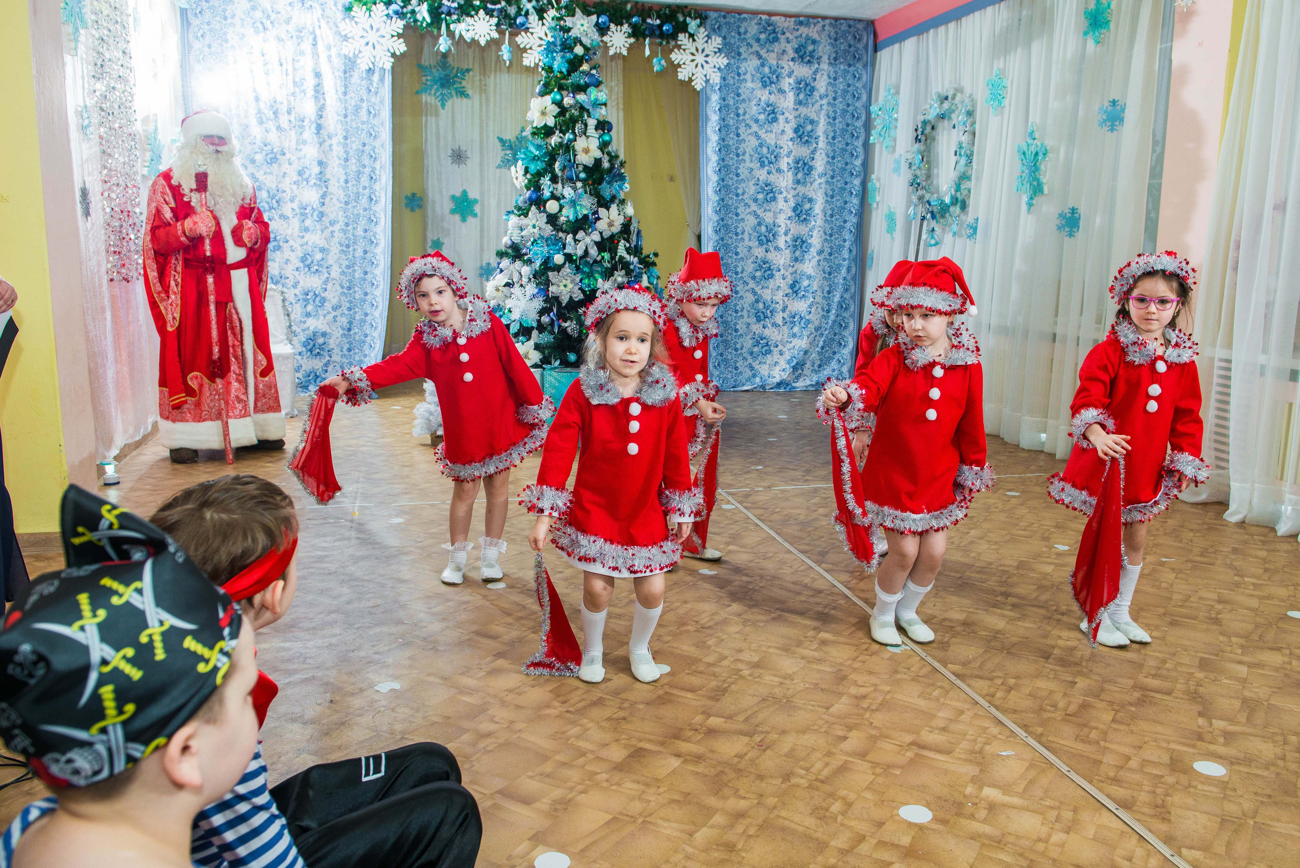 25.12.2019 д. с. № 5, Екатеринбург. Свадебный фотограф на Урале Виктор Соколов