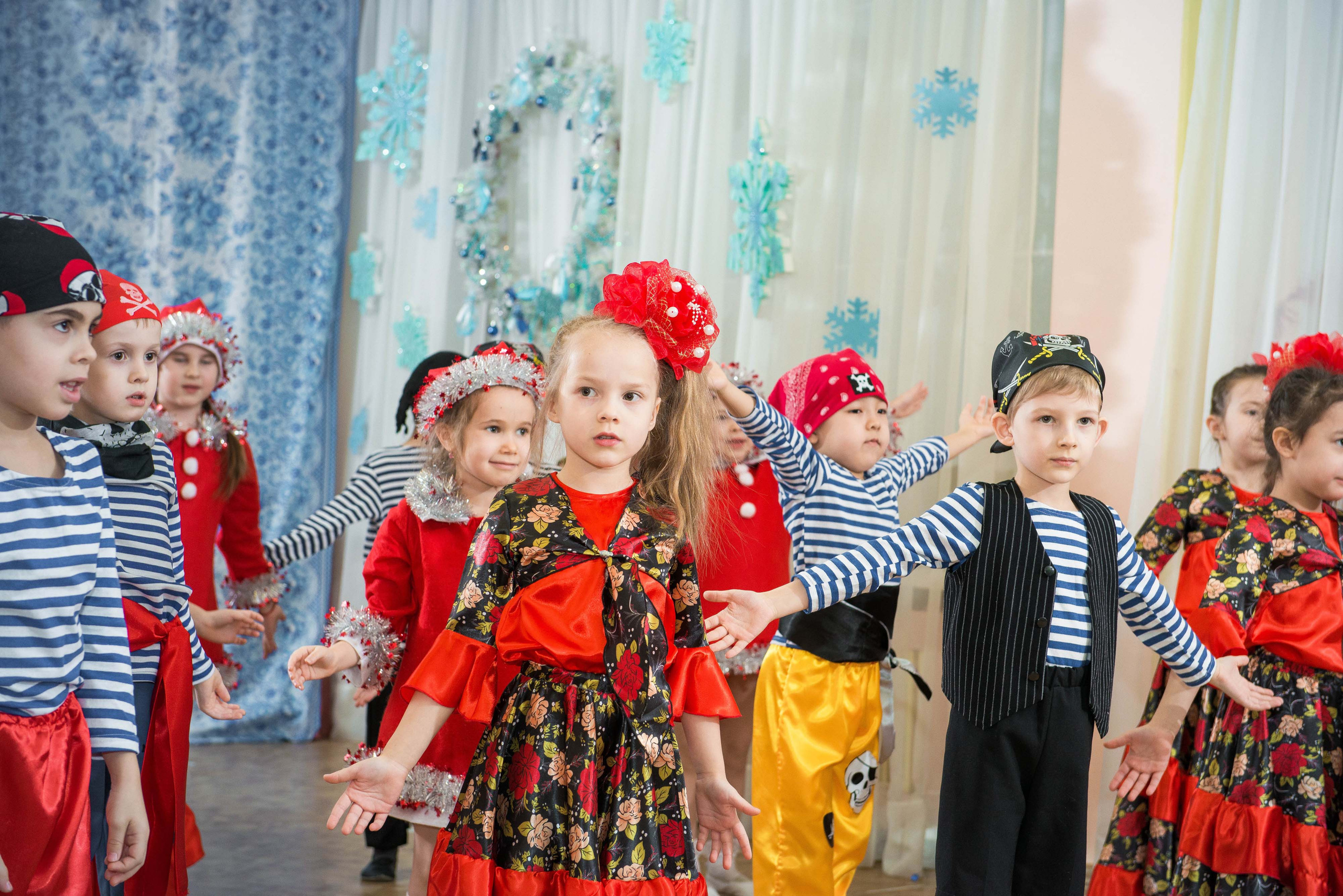 25.12.2019 д. с. № 5, Екатеринбург. Свадебный фотограф на Урале Виктор Соколов