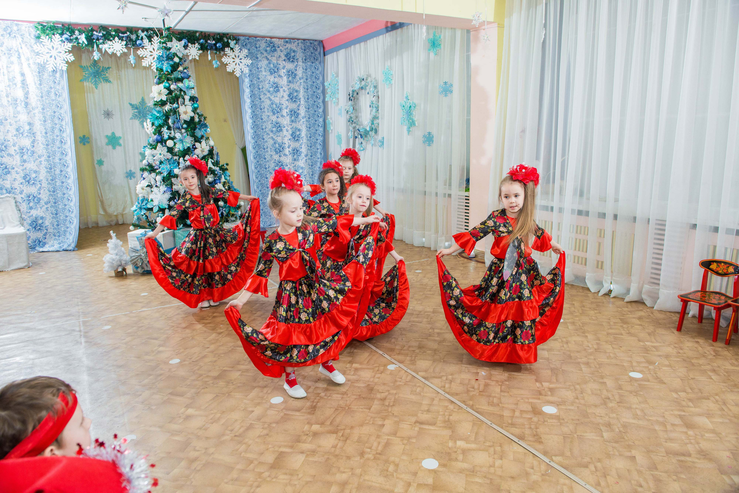 25.12.2019 д. с. № 5, Екатеринбург. Свадебный фотограф на Урале Виктор Соколов