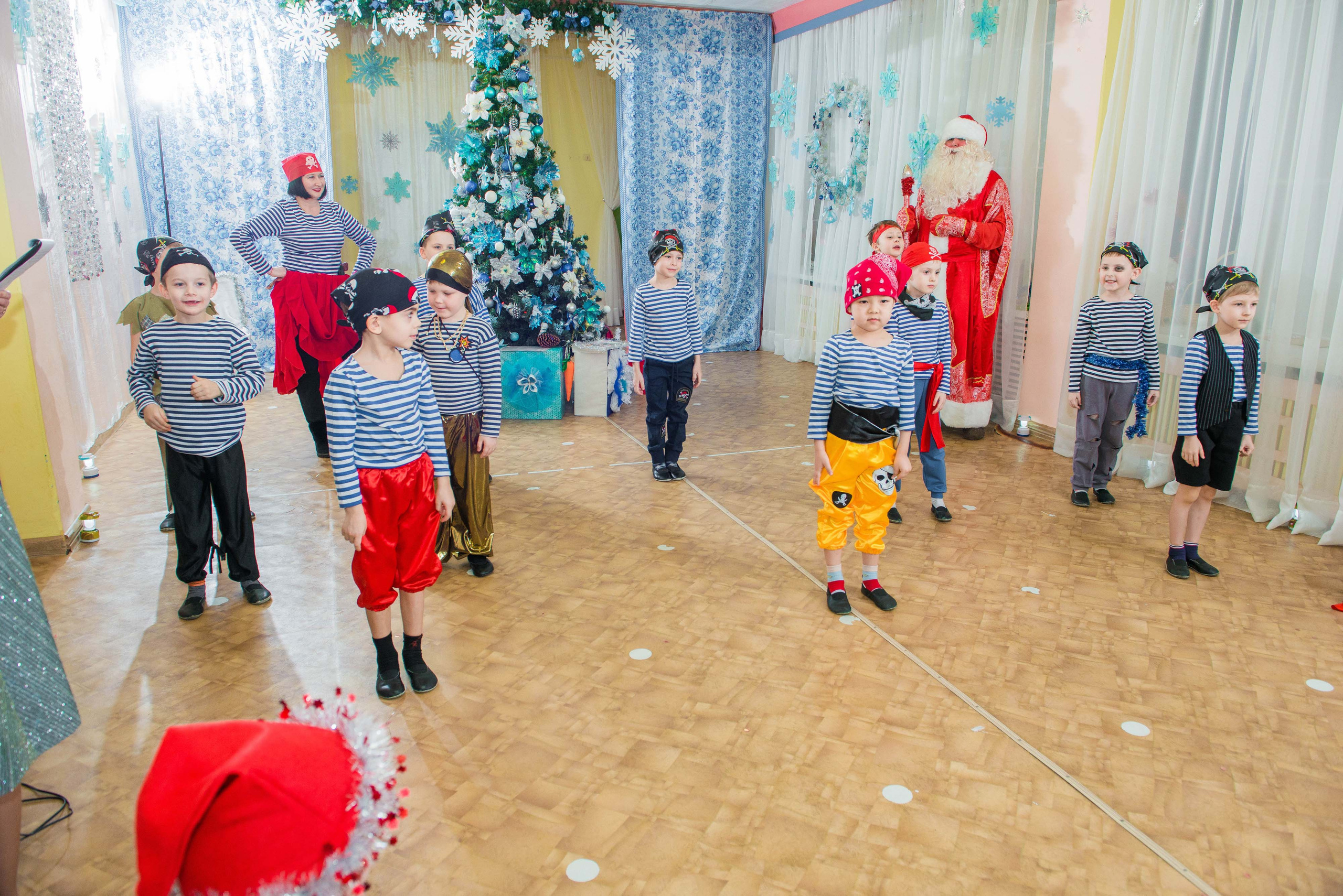 25.12.2019 д. с. № 5, Екатеринбург. Свадебный фотограф на Урале Виктор Соколов