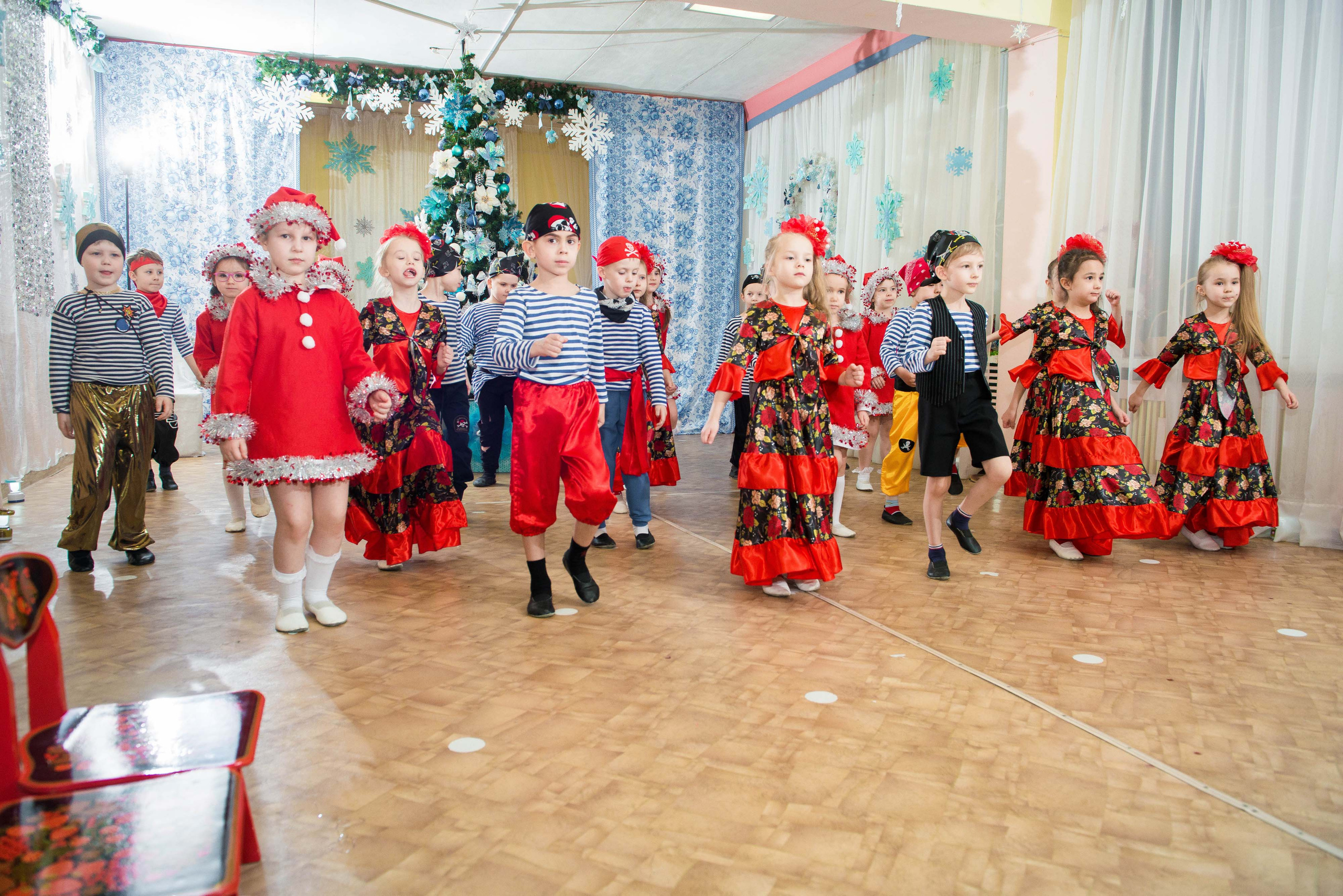 25.12.2019 д. с. № 5, Екатеринбург. Свадебный фотограф на Урале Виктор Соколов